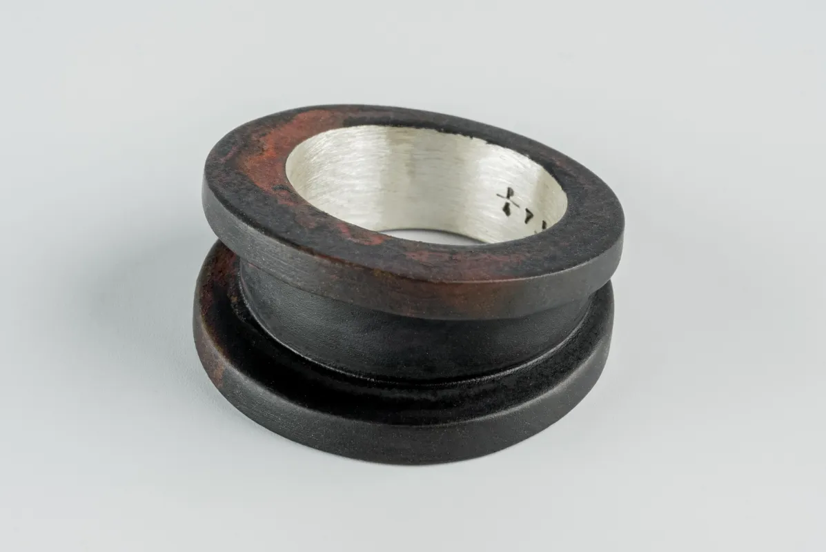 Chasm Ring v2 (Narrow, DRA) sold by Parts of Four