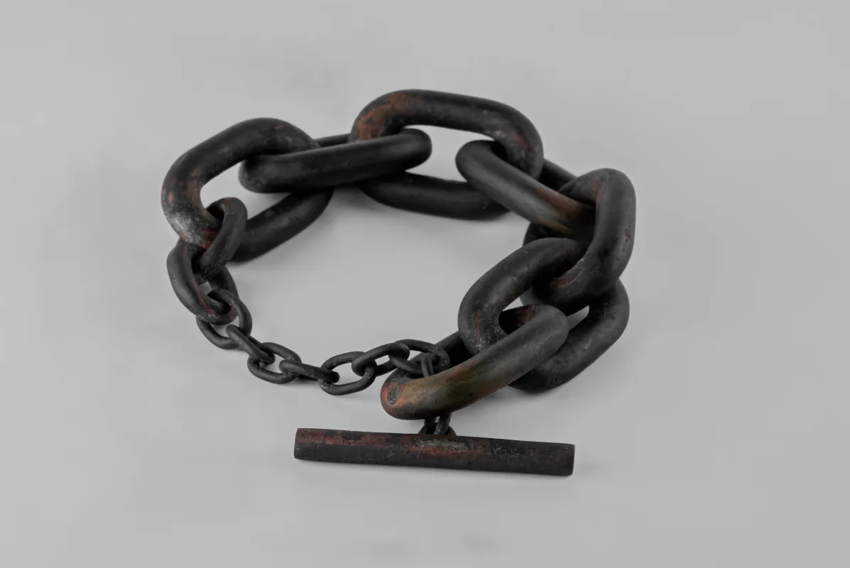 Toggle Chain Bracelet (Small Links, DR) sold by Parts of Four