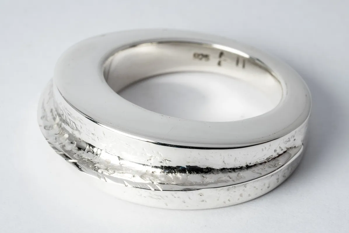 Foldform Crescent Ring (1 Fold, 9mm, PA) sold by Parts of Four