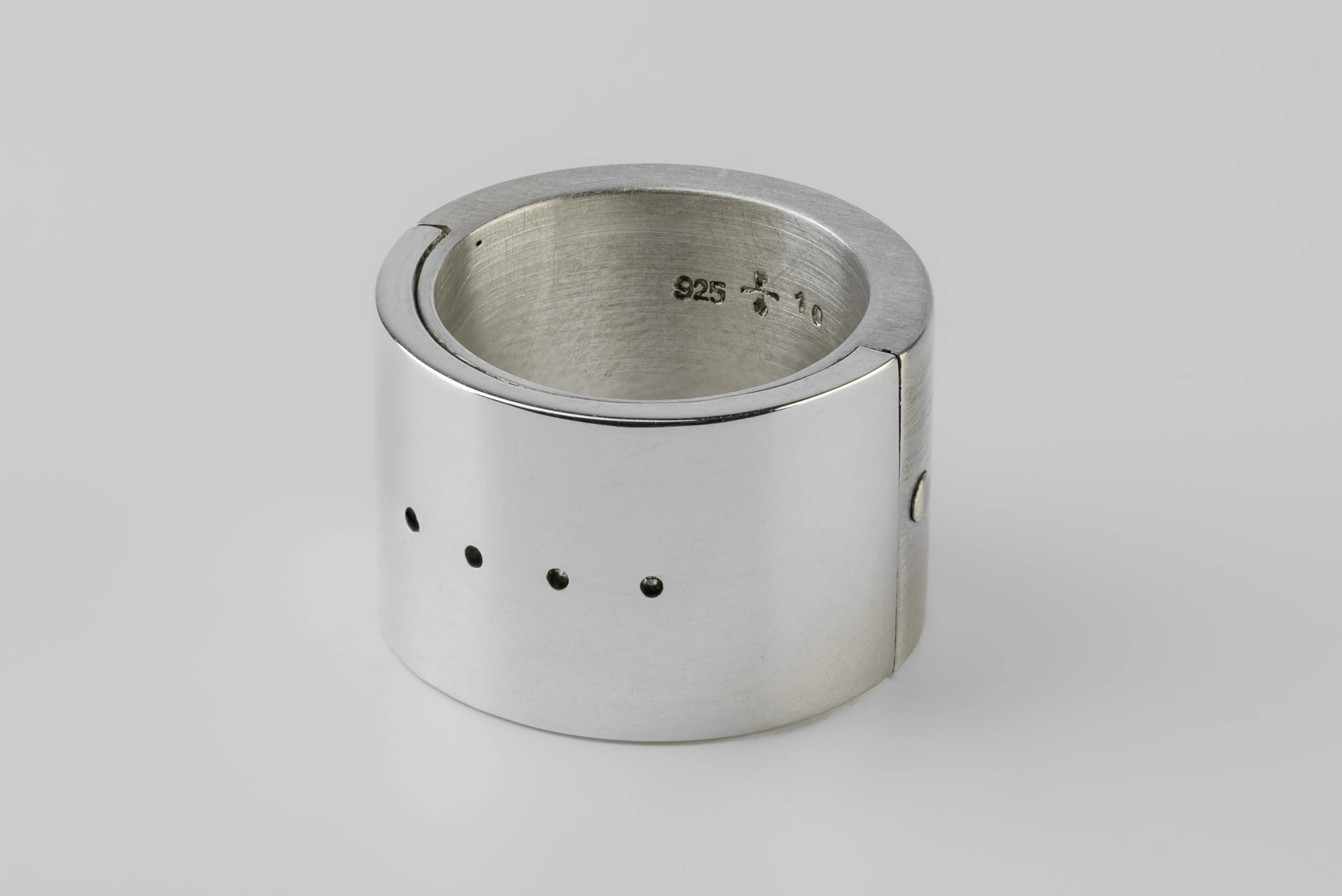 Sistema Ring (4-hole, 17mm, MA+PA) sold by Parts of Four