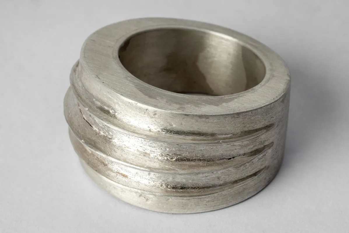 Foldform Crescent Ring (3 Fold, 19mm, FA) sold by Parts of Four