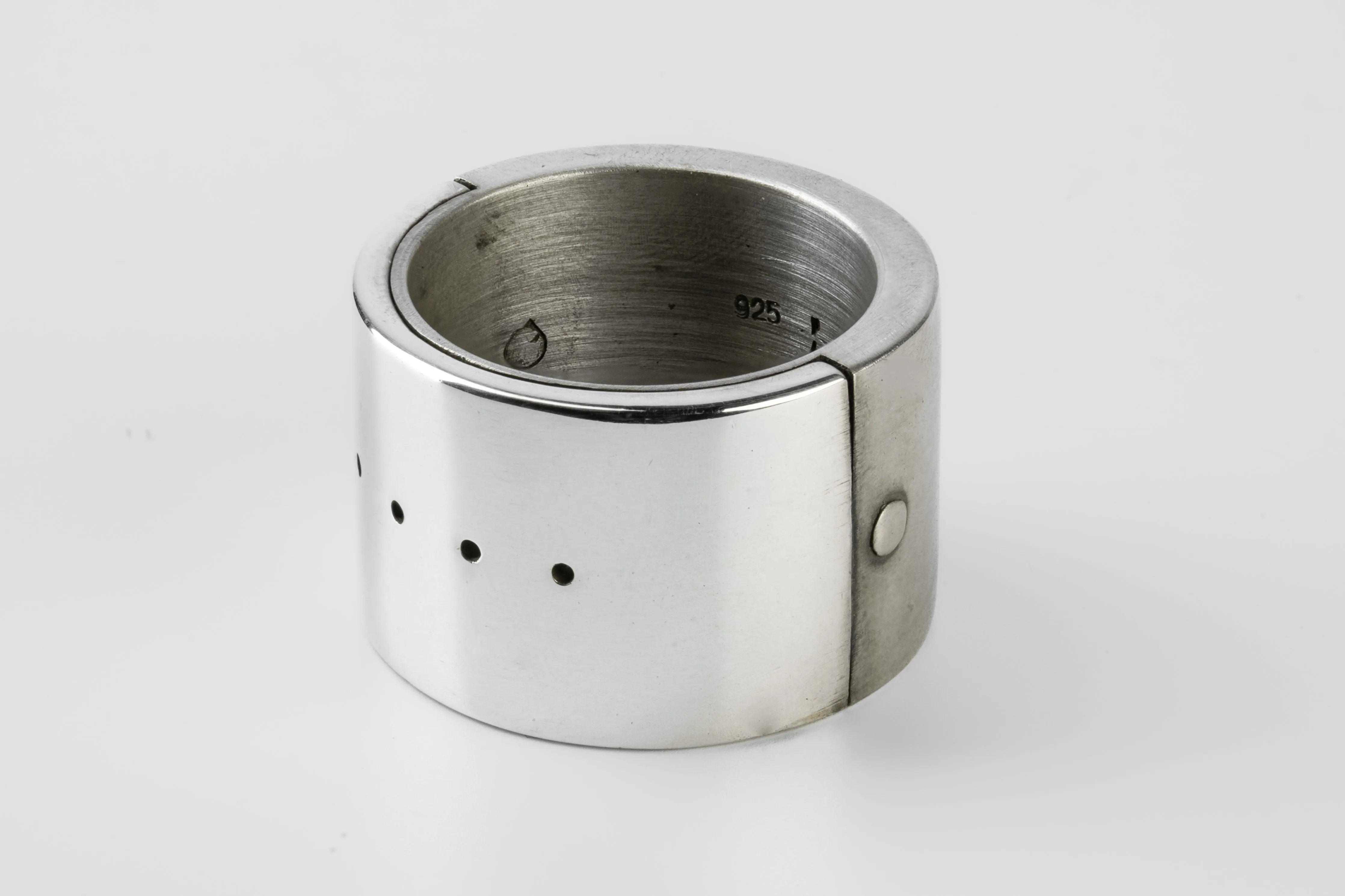 Sistema Ring (4-Hole, 17mm, DA+PA) sold by Parts of Four