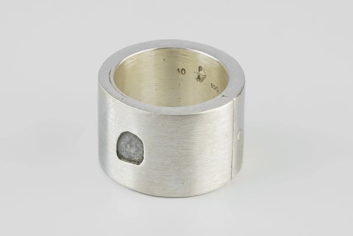 Sistema Ring (0.2 CT, Diamond Slab, 17mm, MA+DIA) sold by Parts of Four