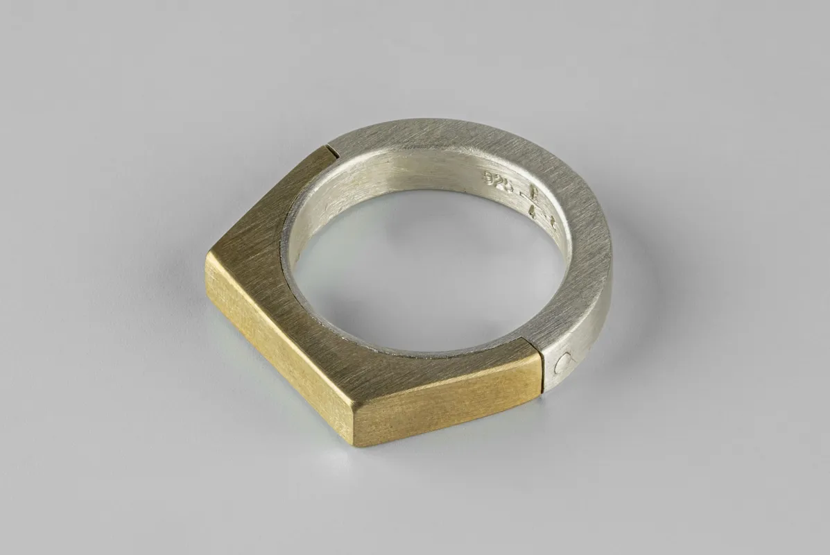 Sistema Ring (Facet, 4mm, MA+MR) sold by Parts of Four
