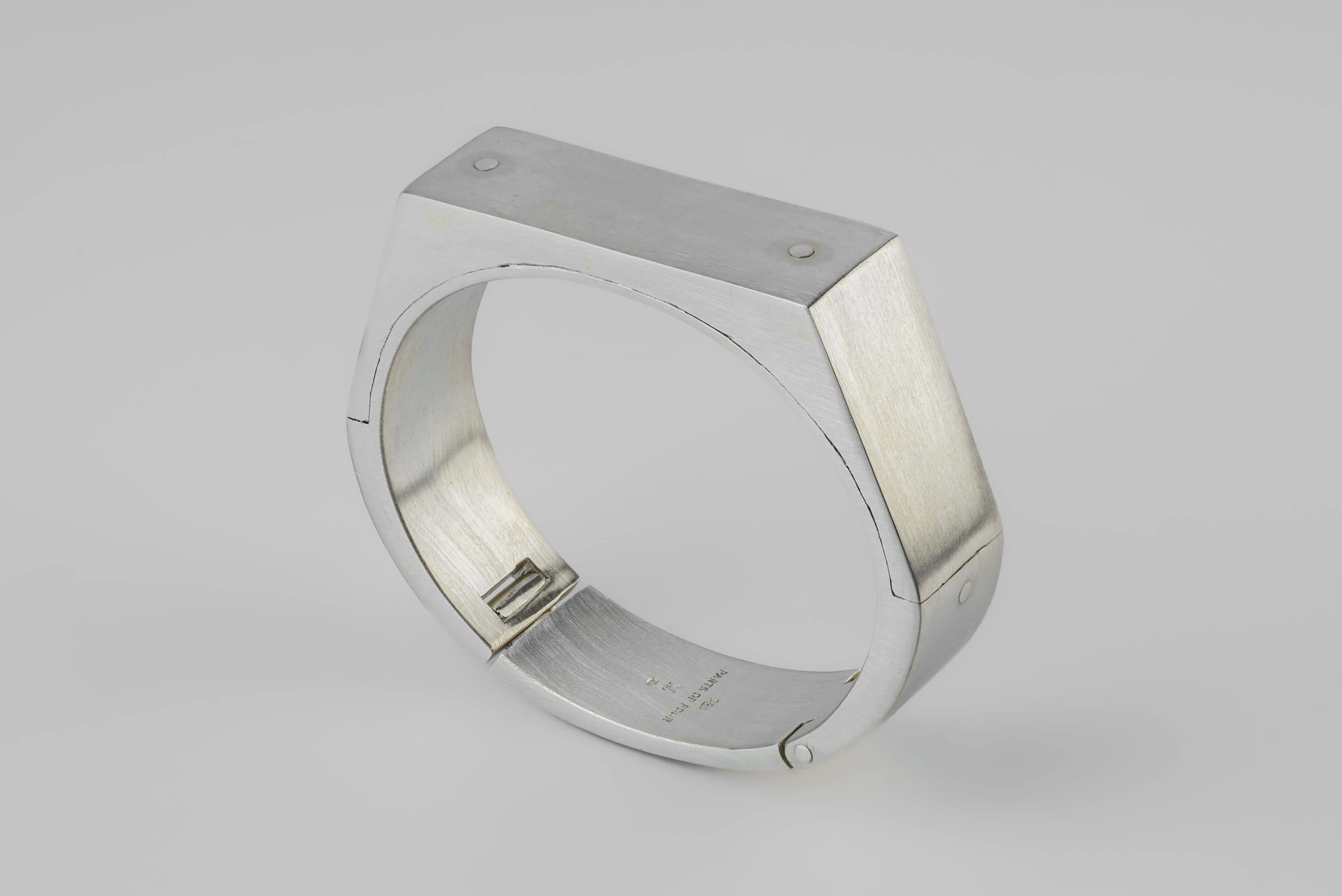 Sistema Bracelet v2 (Facet, 17mm, MA) sold by Parts of Four product image thumbnail 2