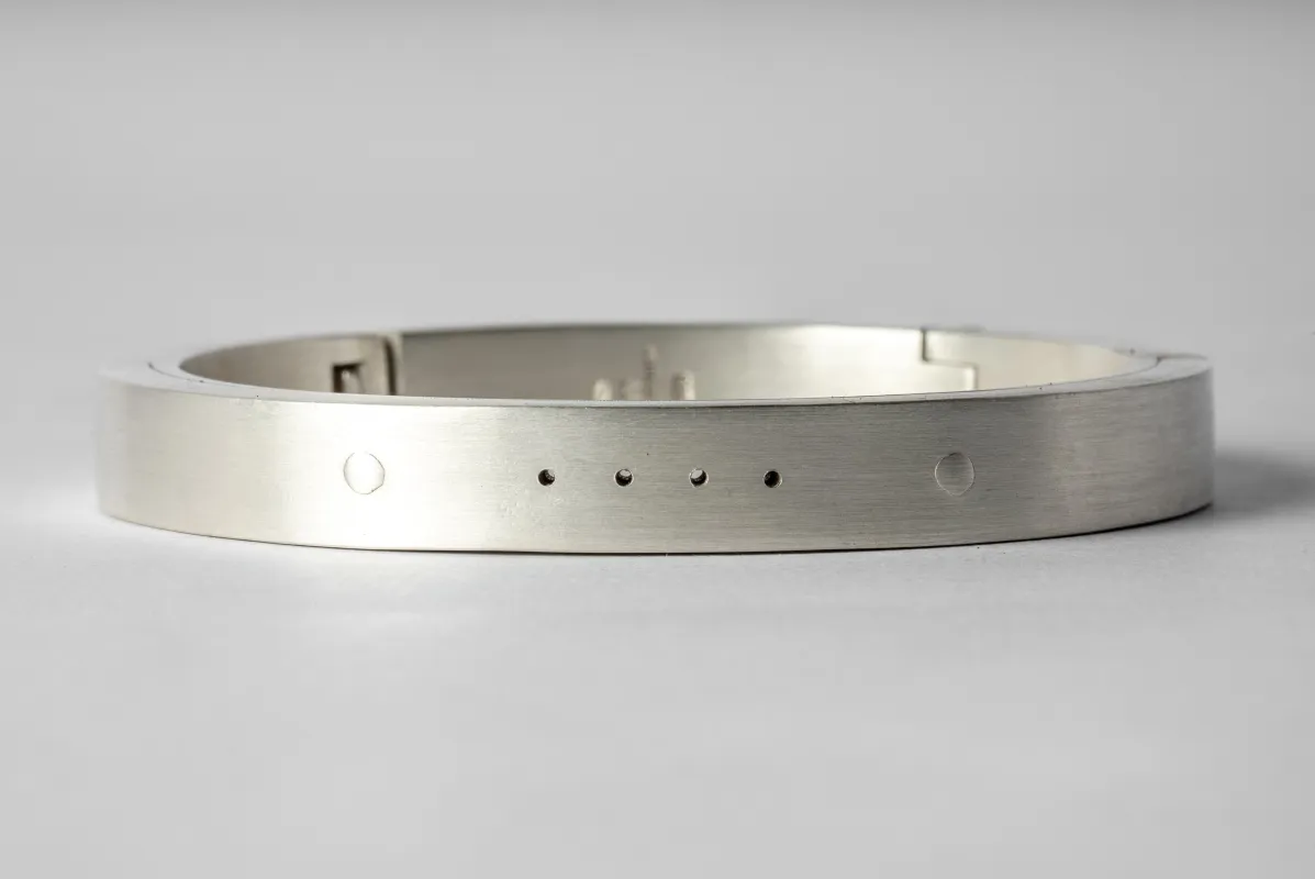 Sistema Bracelet v2 (4-hole, 9mm, MA) sold by Parts of Four