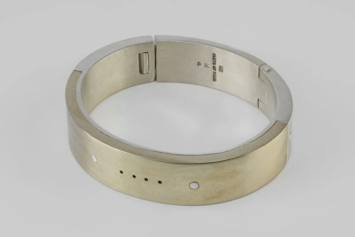 Sistema Bracelet v2 (4 Hole, 17mm, MA+MR) sold by Parts of Four