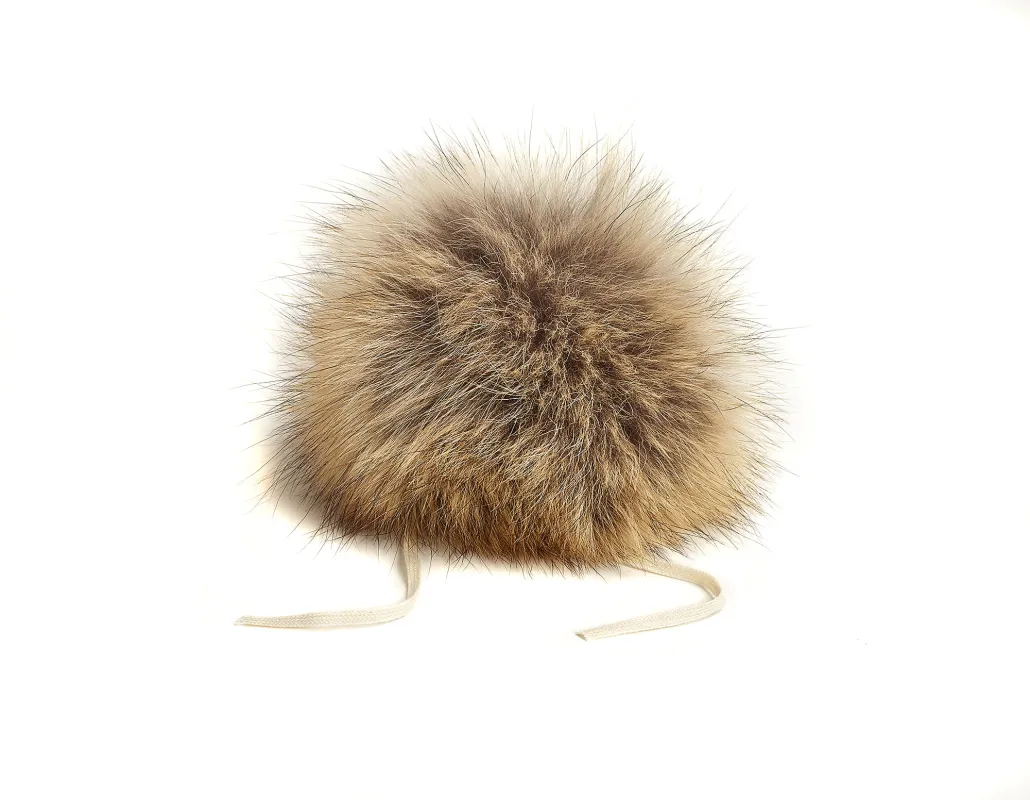 COYOTE FUR POMPOM sold by Brume