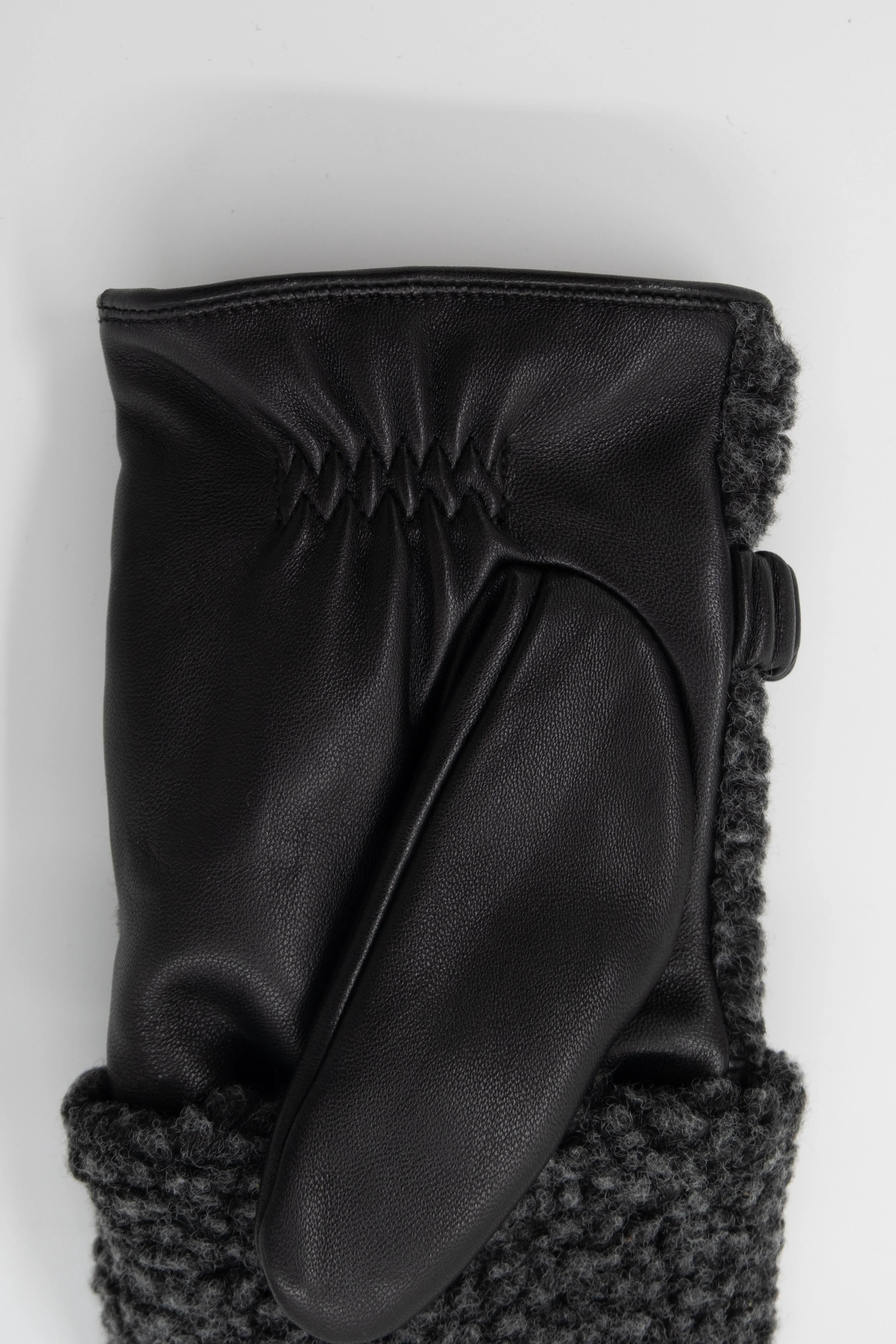 BANFF LEATHER MITTENS - Women sold by Brume product image thumbnail 4