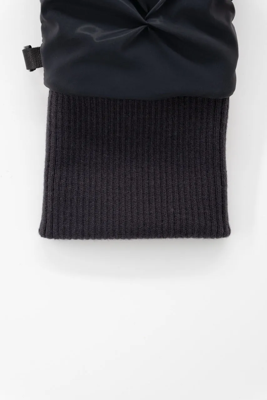 Wabusch Mittens — Women sold by Brume product image thumbnail 3