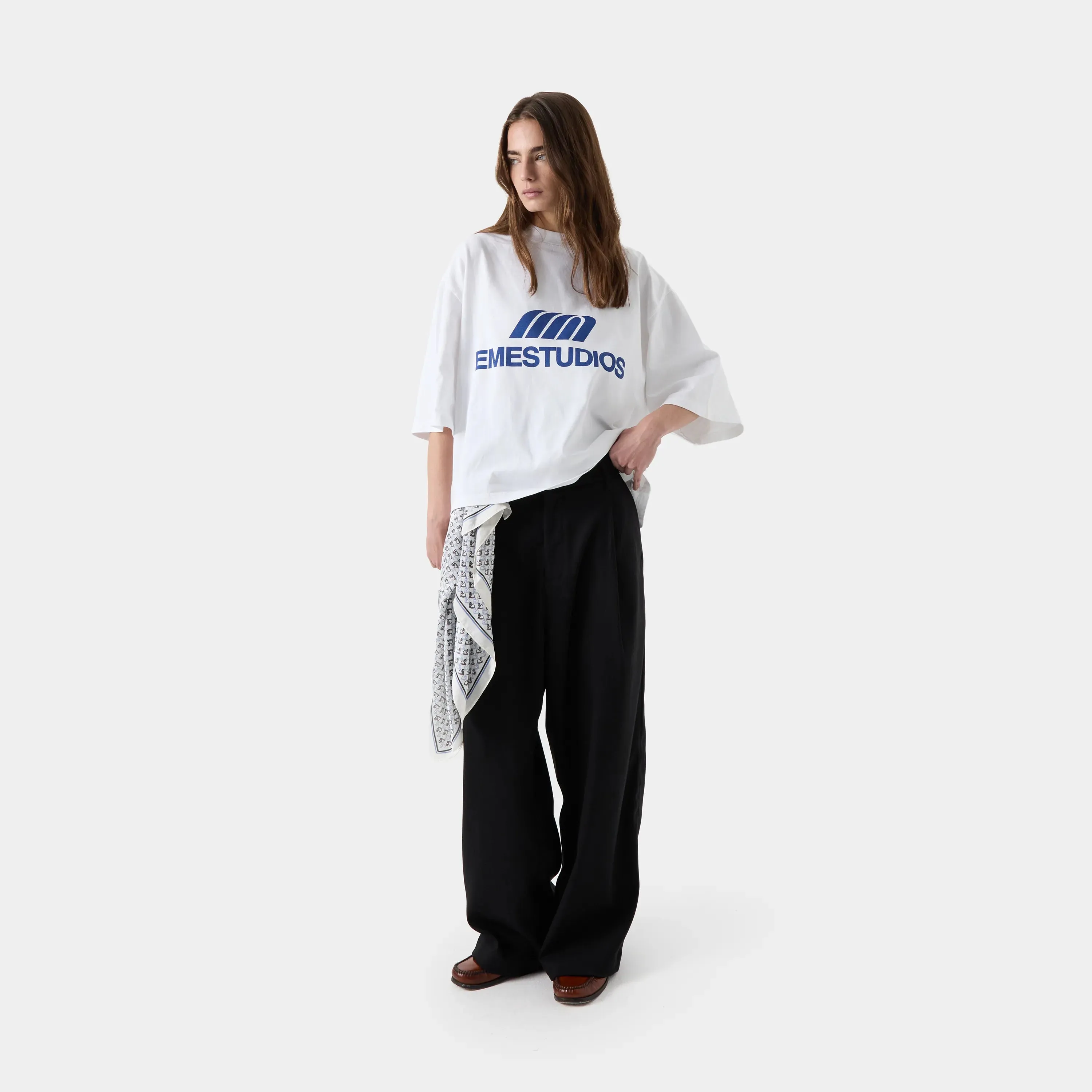 2 Era Pearl Oversized Tee sold by EME STUDIOS product image thumbnail 5
