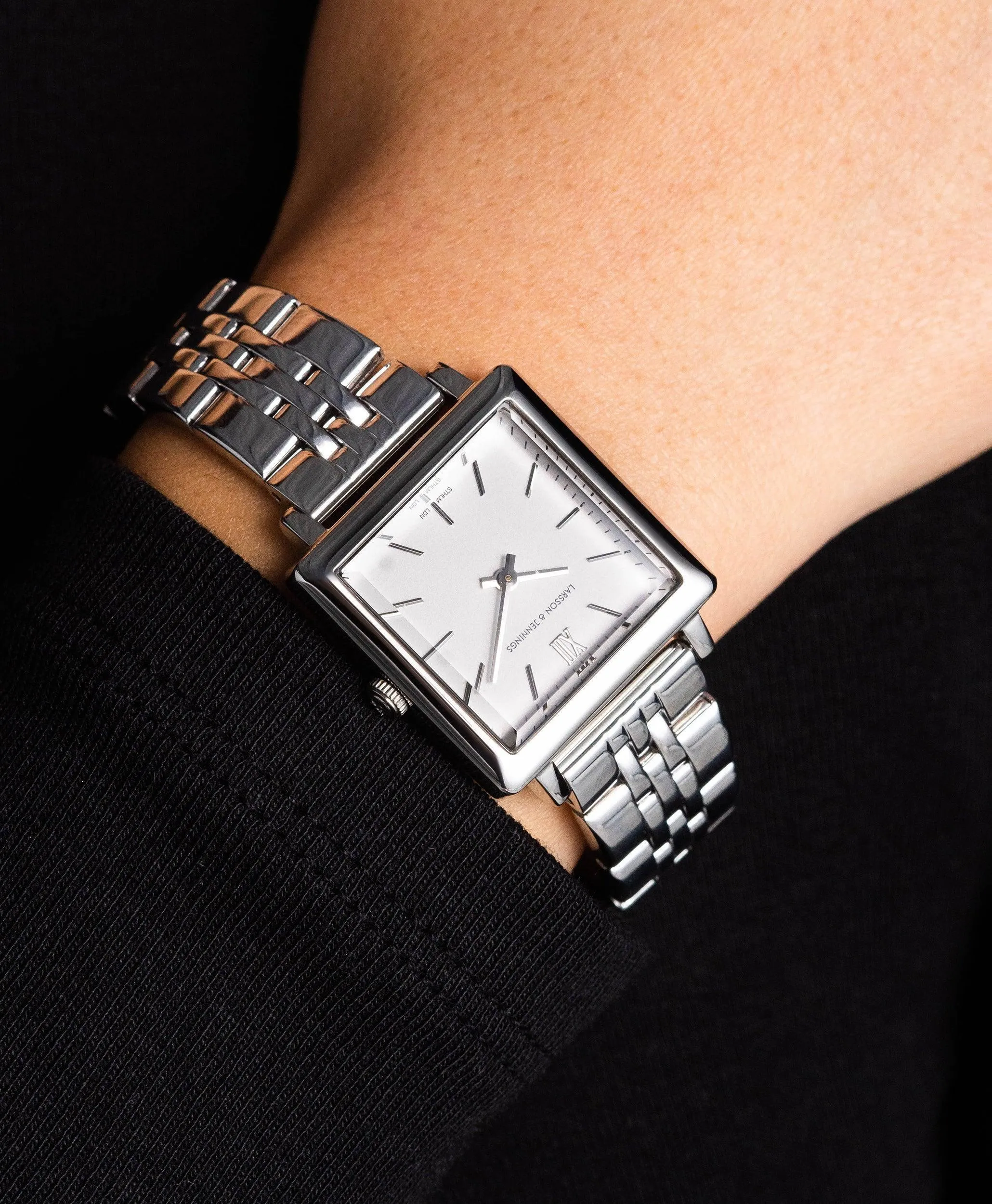 Norse Link 34mm Silver sold by Larsson & Jennings product image thumbnail 4