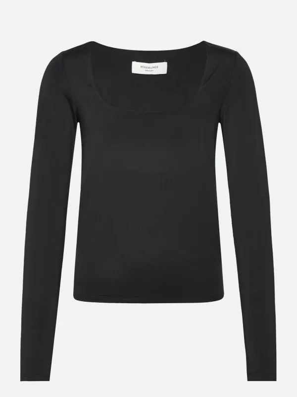 RKBillie Reversible LS Short T-shirt sold by Rosemunde Copenhagen