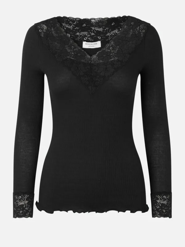 RWBernadine Organic LS V-neck Lace T-shirt sold by Rosemunde Copenhagen