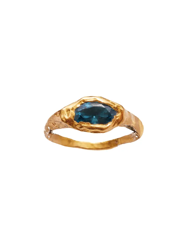 Faro Formentor sold by Rezet Store