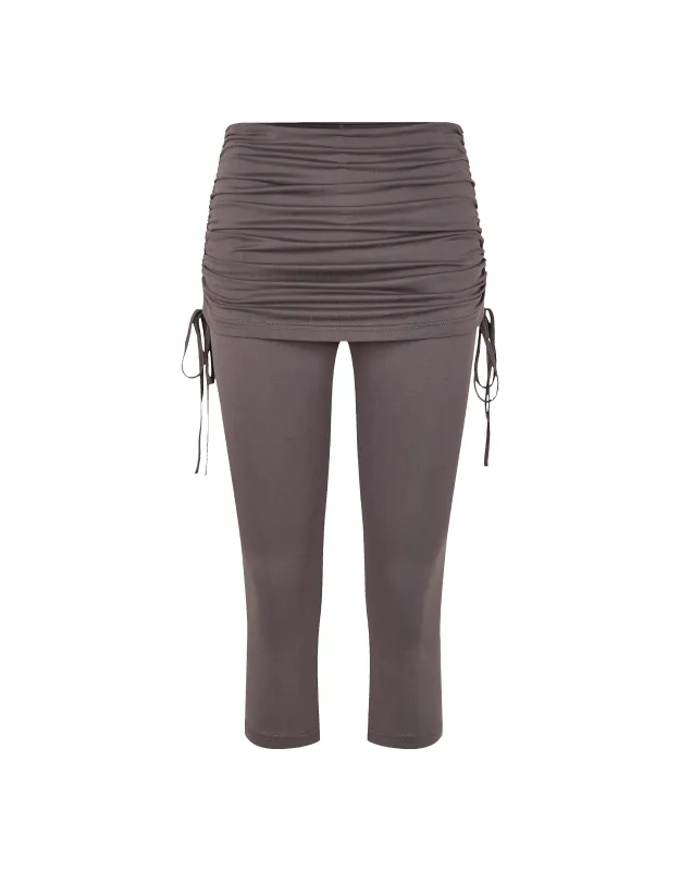 Tippi Capri Trousers made by oval square