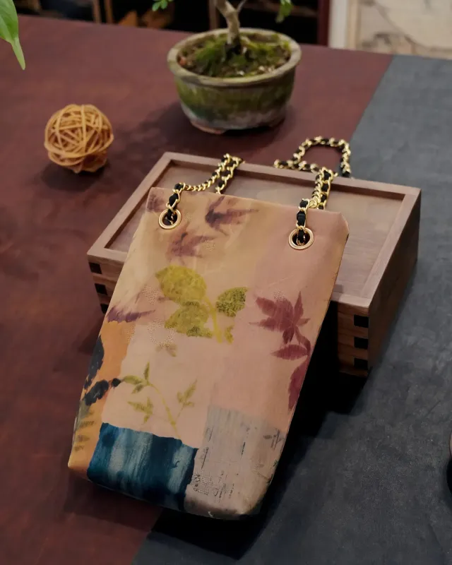 Plant Gambiered 100% Mulberry Silk Chain Phone Bag made by Yiume
