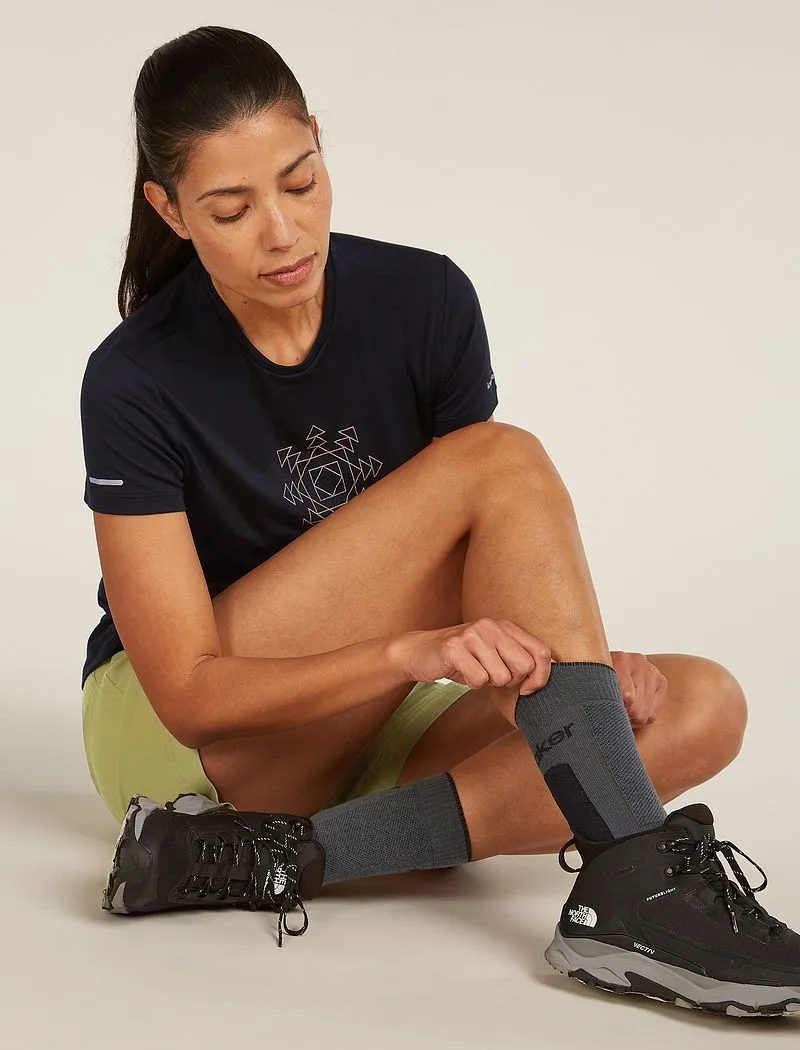 Icebreaker Merino Hike+ Medium Crew Socks - Woman - Obsidian/black - Size M sold by Icebreaker