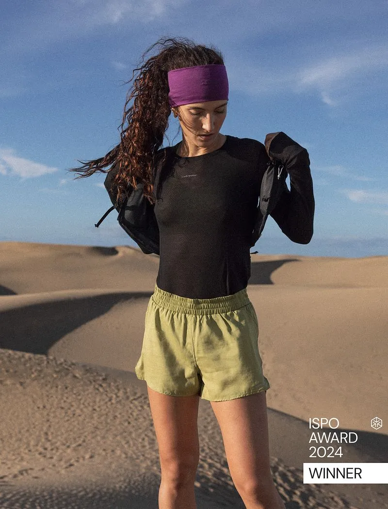 Icebreaker Merino Blend 75 Cool-Lite™ Featherlight™ Long Sleeve Crew Thermal Top - Woman - Black - Size XL sold by Icebreaker product image thumbnail 2