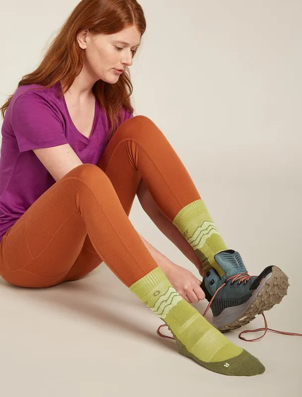 Icebreaker Merino Hike+ Medium Crew Socks Across the Peaks - Woman - Olive/loden - Size M sold by Icebreaker