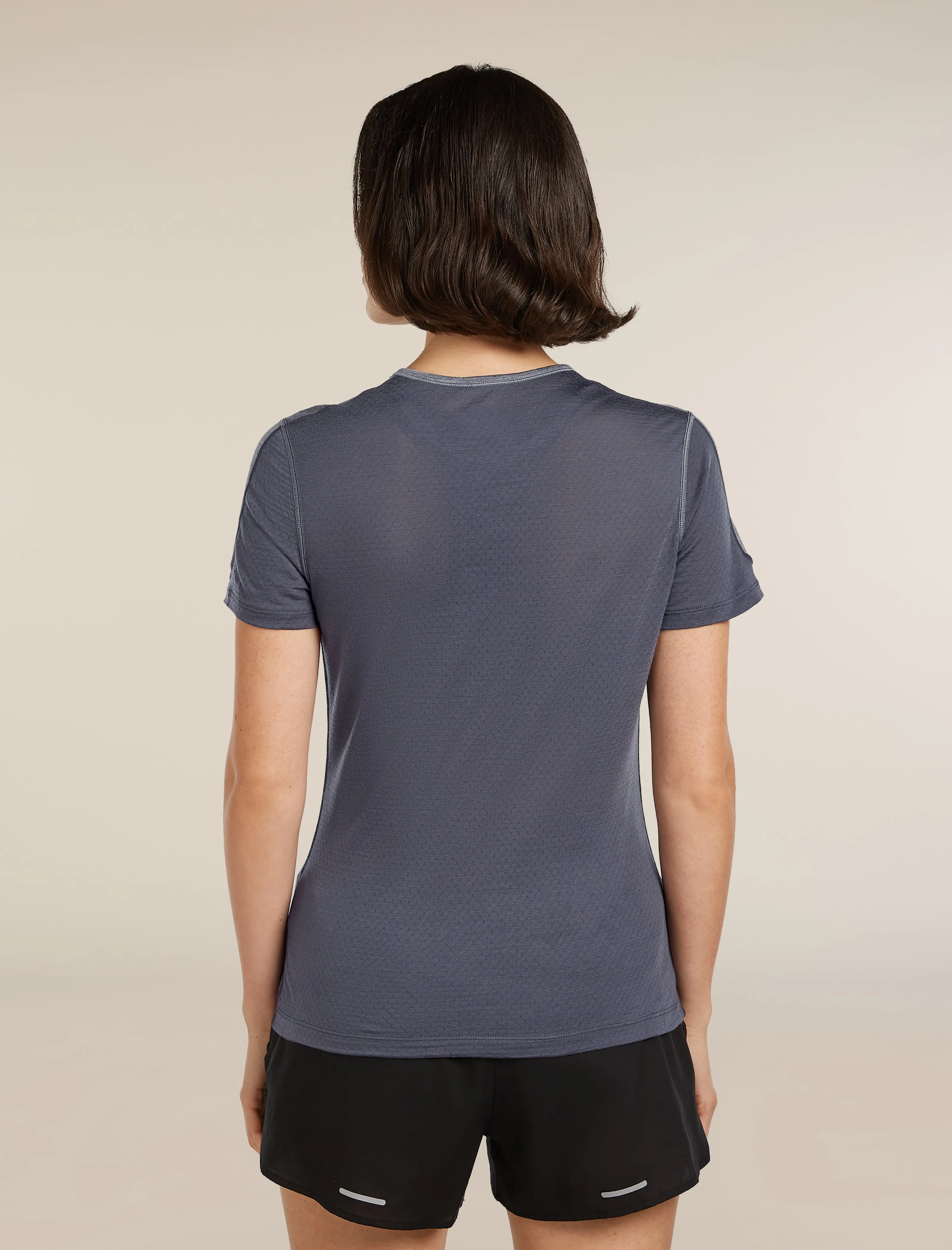 Women's Merino Blend 125 ZoneKnit™ Energy Wind Short Sleeve T-Shirt sold by Icebreaker product image thumbnail 2