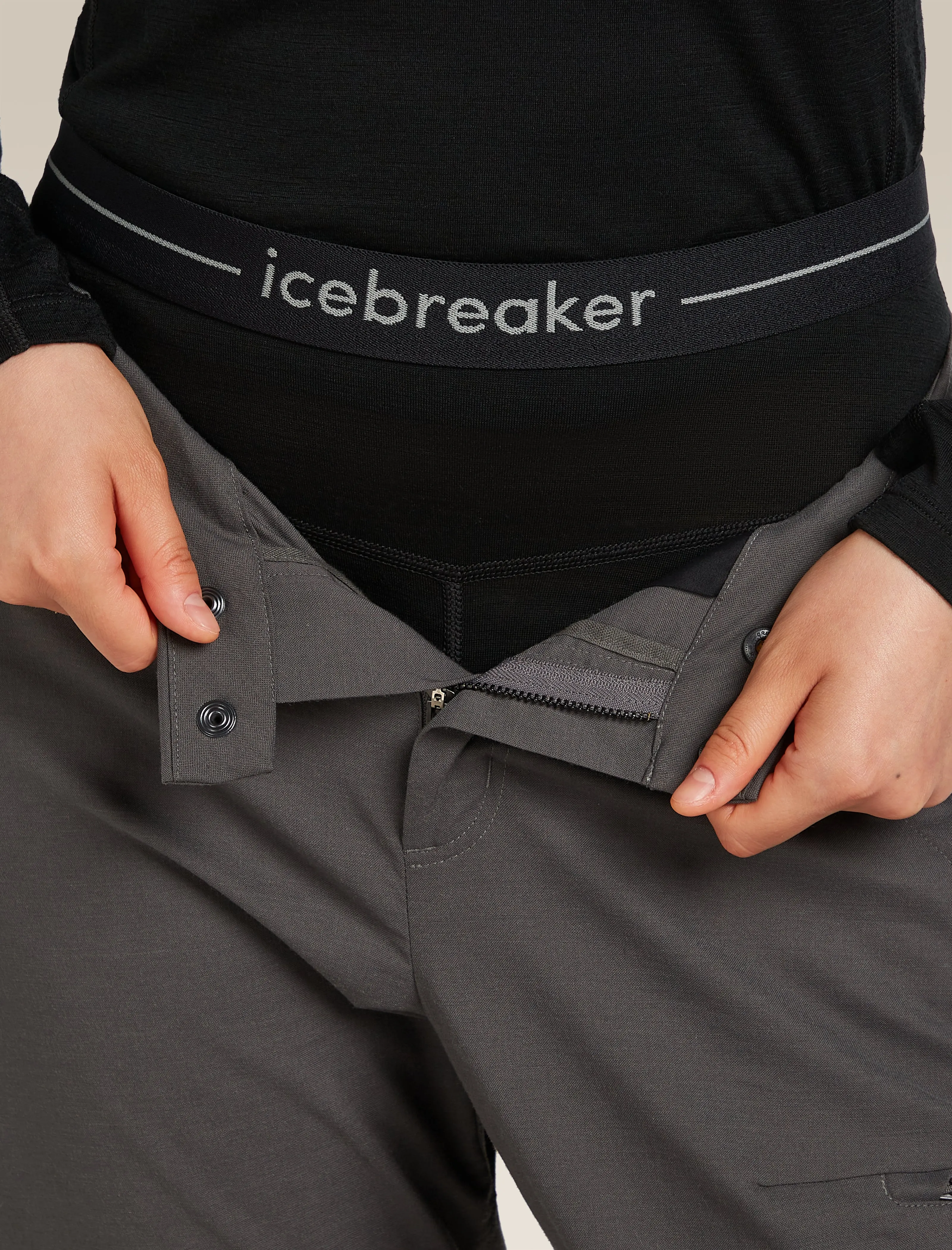 Women's Merino 200 ZoneKnit™ Thermal Leggings sold by Icebreaker product image thumbnail 4