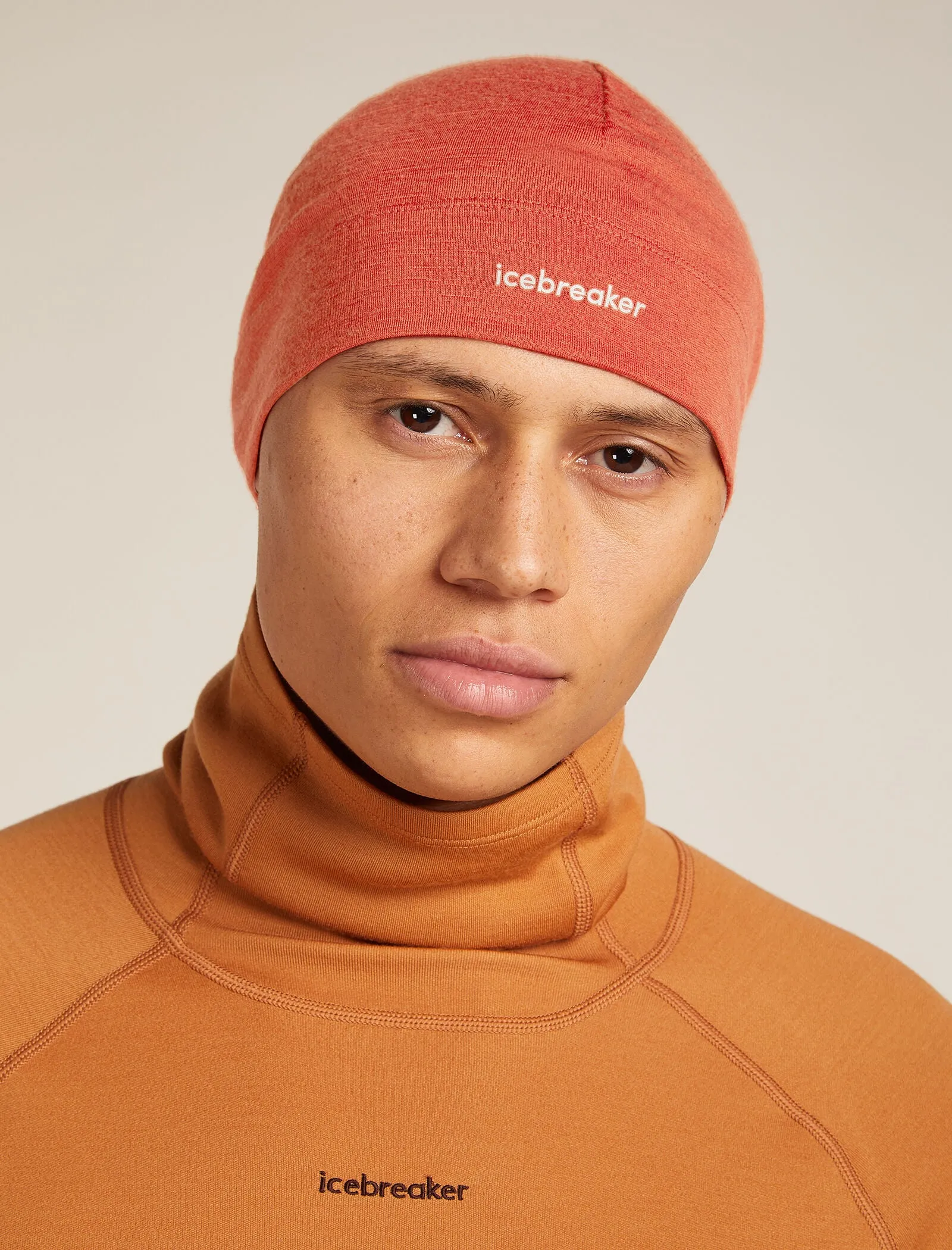 Unisex Merino 200 Oasis Beanie sold by Icebreaker product image thumbnail 3