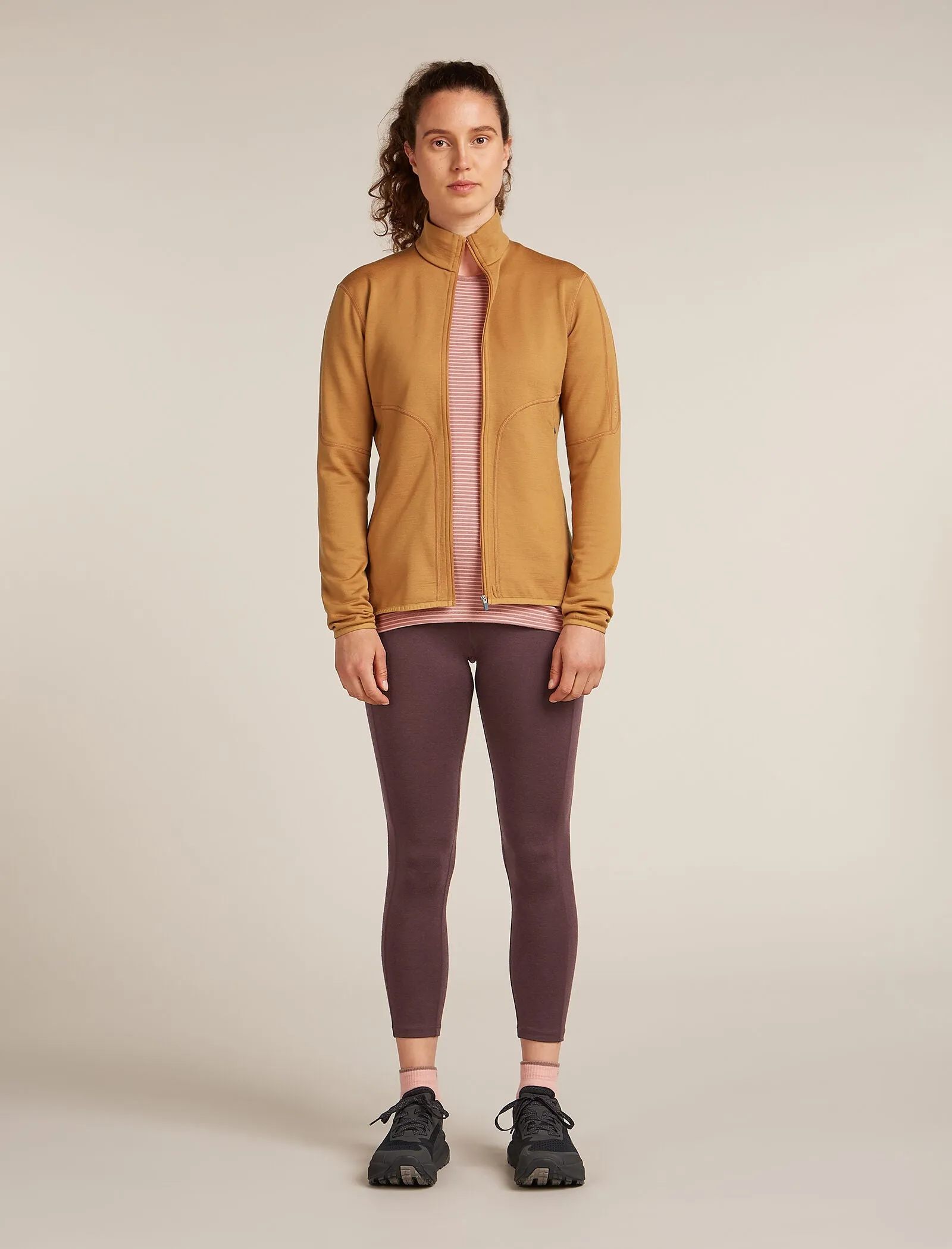 Women's Merino 560 Realfleece™ Elemental Long Sleeve Zip sold by Icebreaker product image thumbnail 3