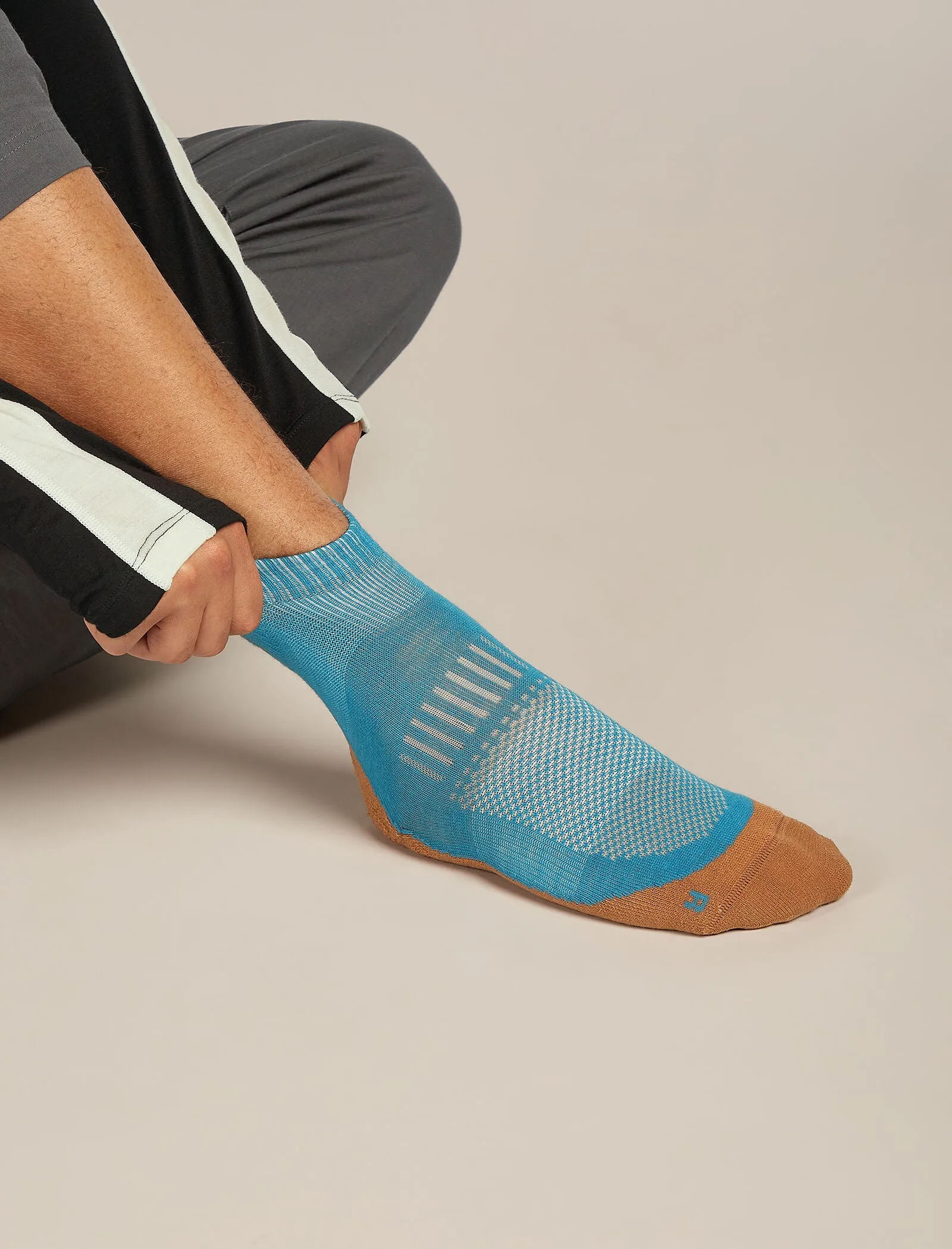 Men's Merino Hike+ Light Mini Socks sold by Icebreaker product image thumbnail 2