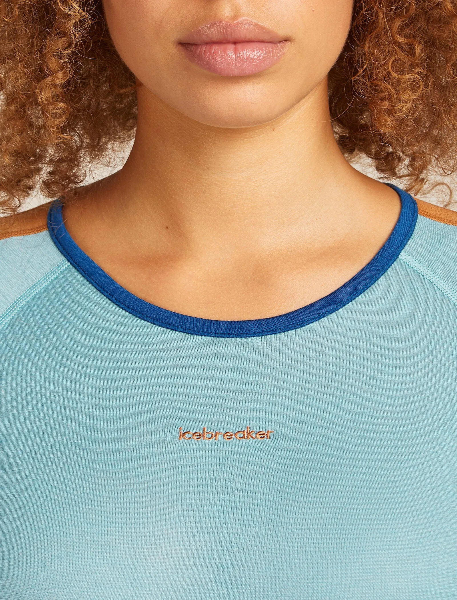 Women's Merino 200 Oasis+ Long Sleeve Crewe Thermal Top sold by Icebreaker product image thumbnail 5