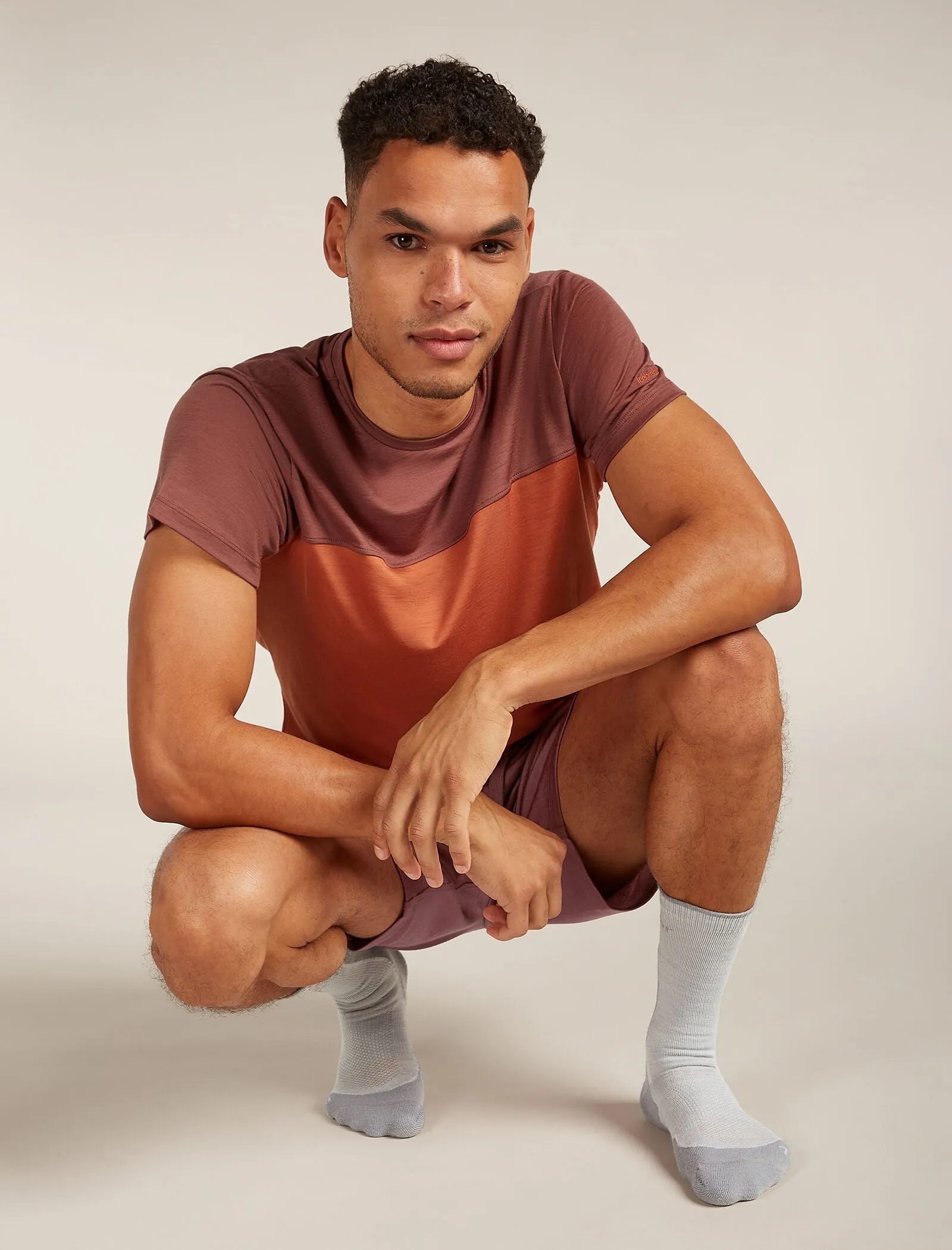 Men's Merino Hike+ Light Crew Socks sold by Icebreaker product image thumbnail 2