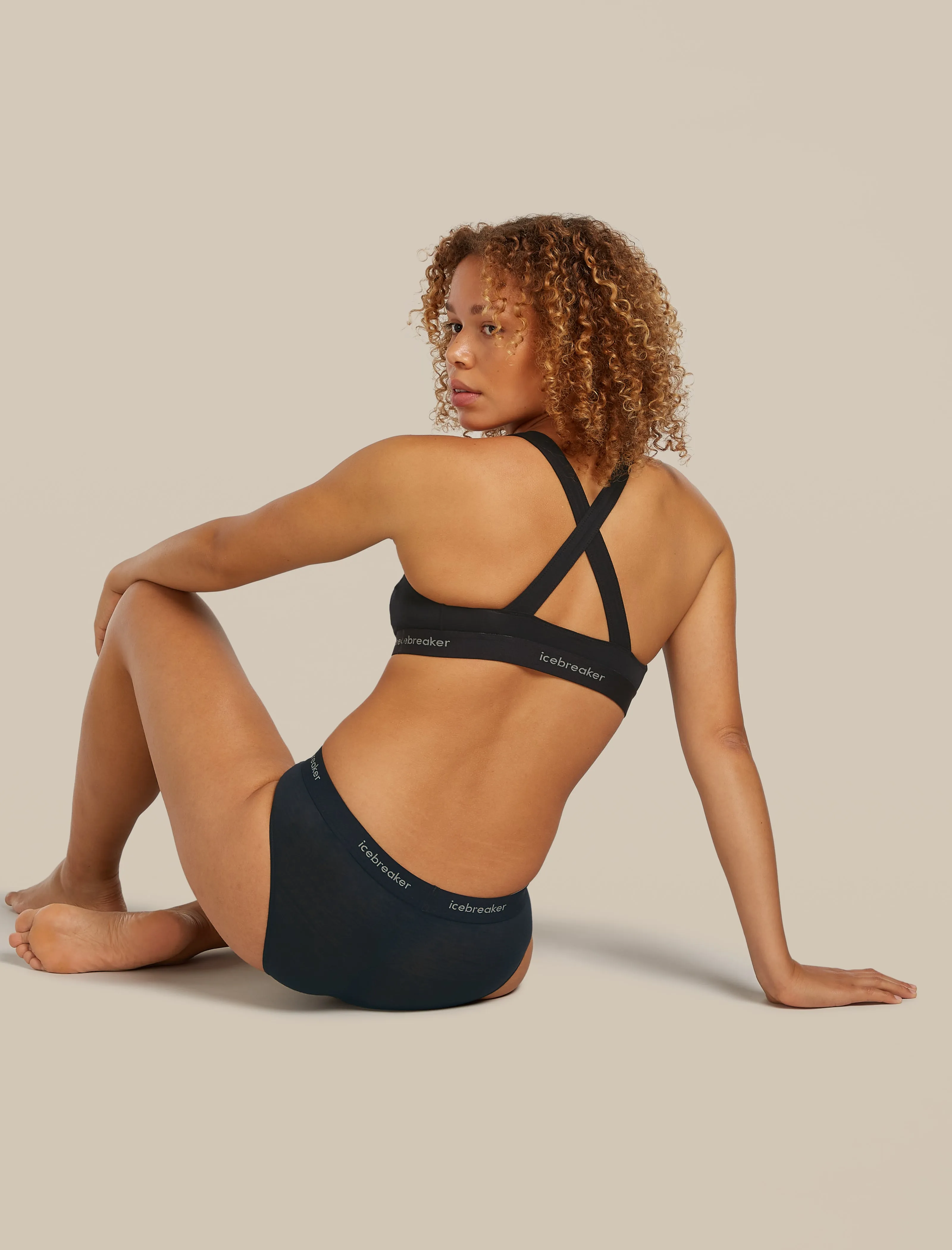 Women's Merino Blend 125 Cool-Lite™ Sprite Racerback Bra sold by Icebreaker product image thumbnail 5