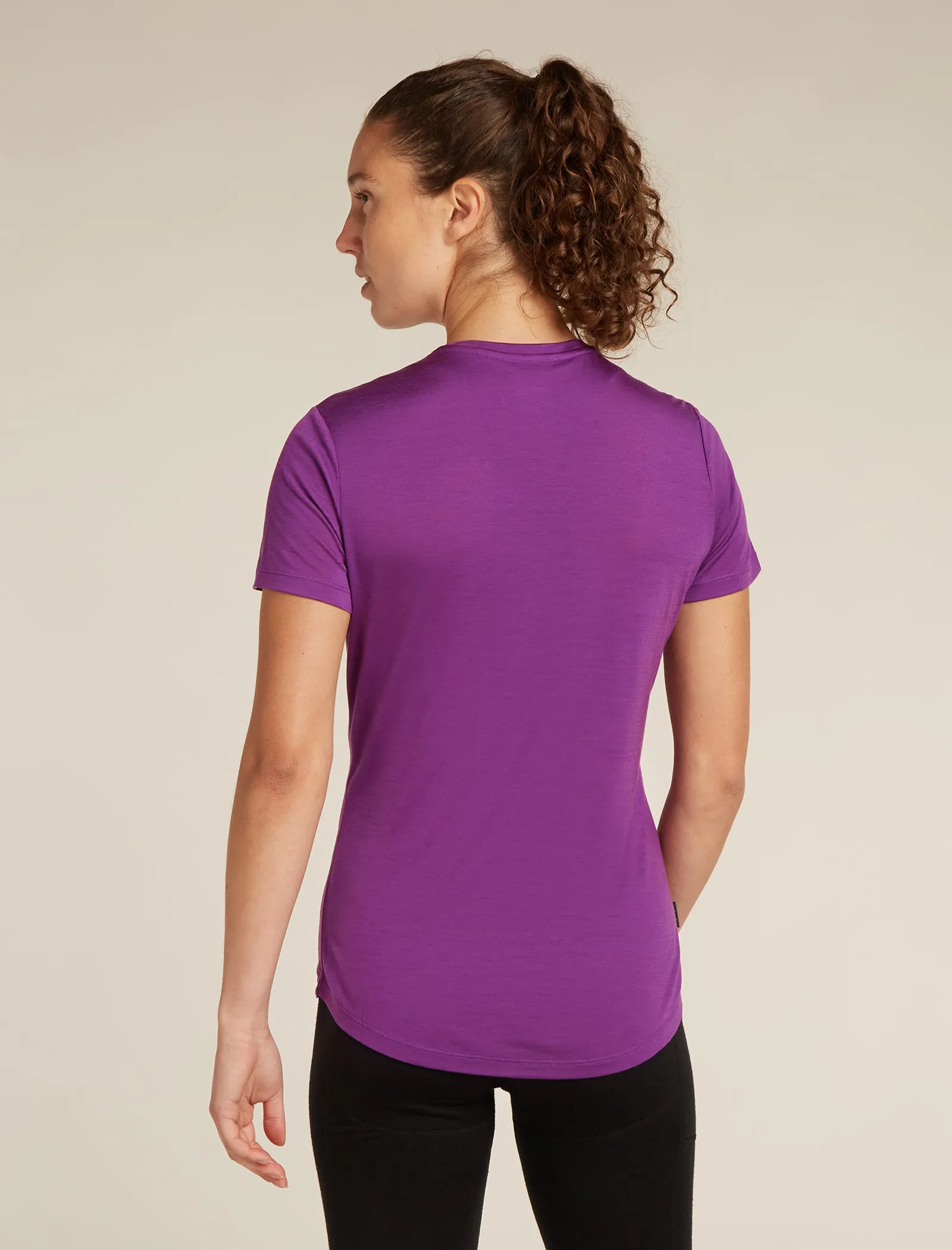 Women's Merino Blend 125 Cool-Lite™ Sphere Short Sleeve T-Shirt sold by Icebreaker product image thumbnail 2