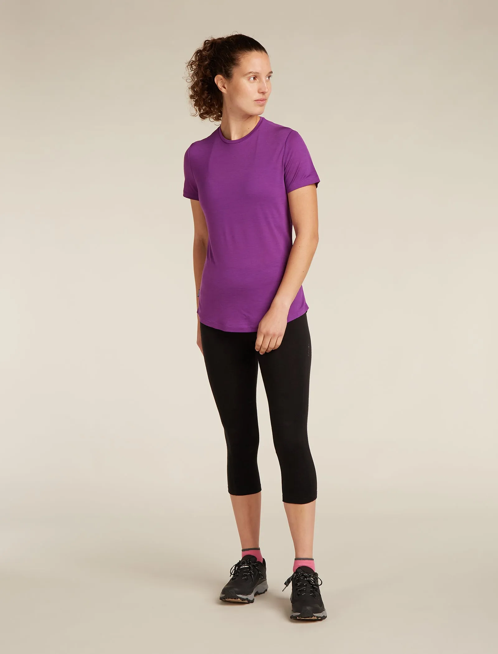 Women's Merino Blend 125 Cool-Lite™ Sphere Short Sleeve T-Shirt sold by Icebreaker product image thumbnail 3
