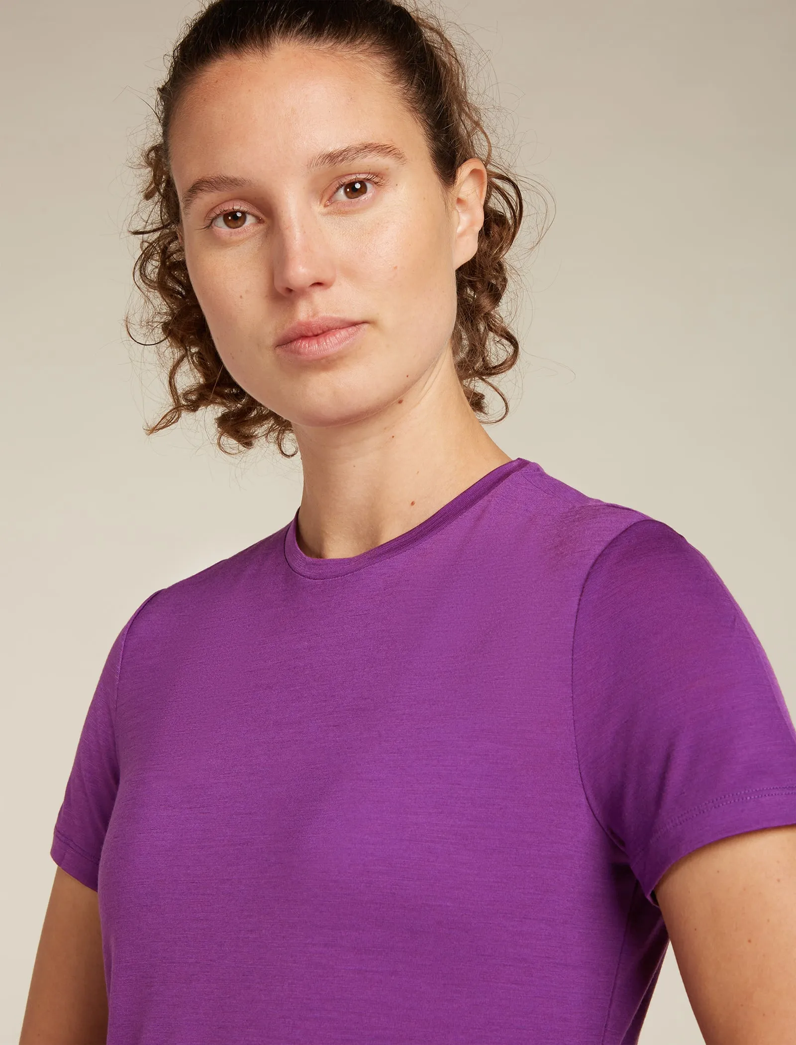Women's Merino Blend 125 Cool-Lite™ Sphere Short Sleeve T-Shirt sold by Icebreaker product image thumbnail 5