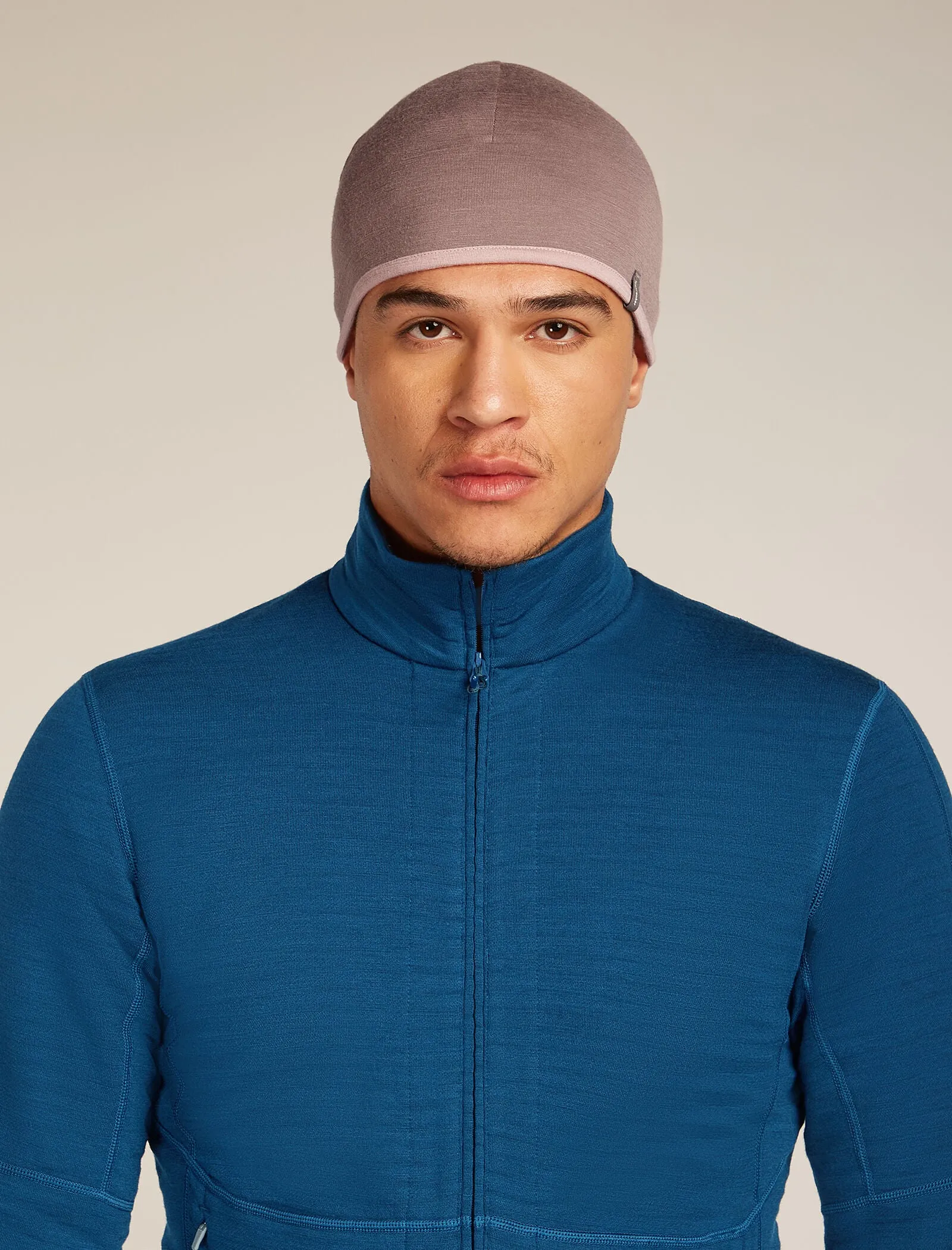 Unisex Merino 200 Pocket Hat sold by Icebreaker product image thumbnail 3