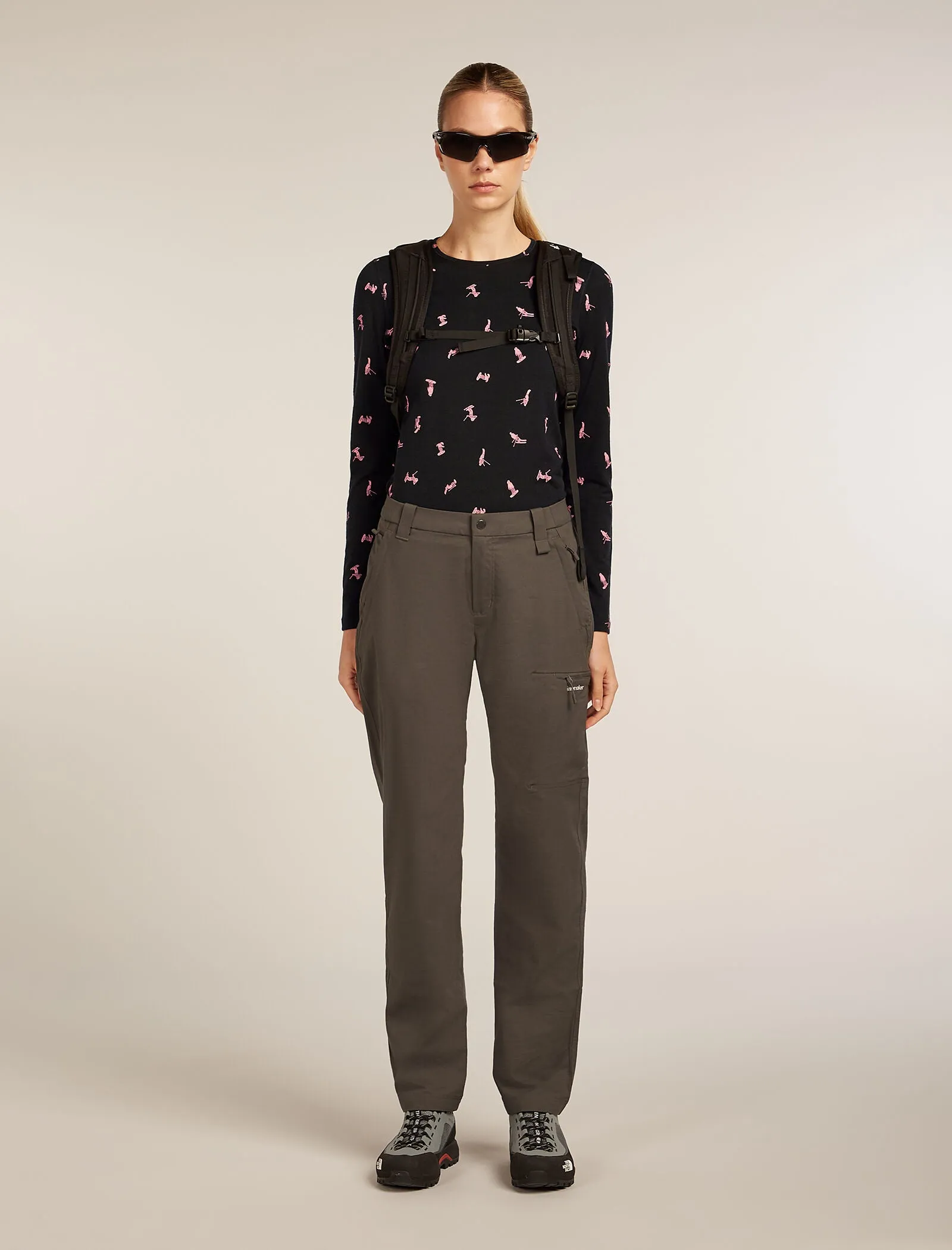 Women's Merino 200 Oasis Long Sleeve Crewe Thermal Top Snow Day sold by Icebreaker product image thumbnail 4