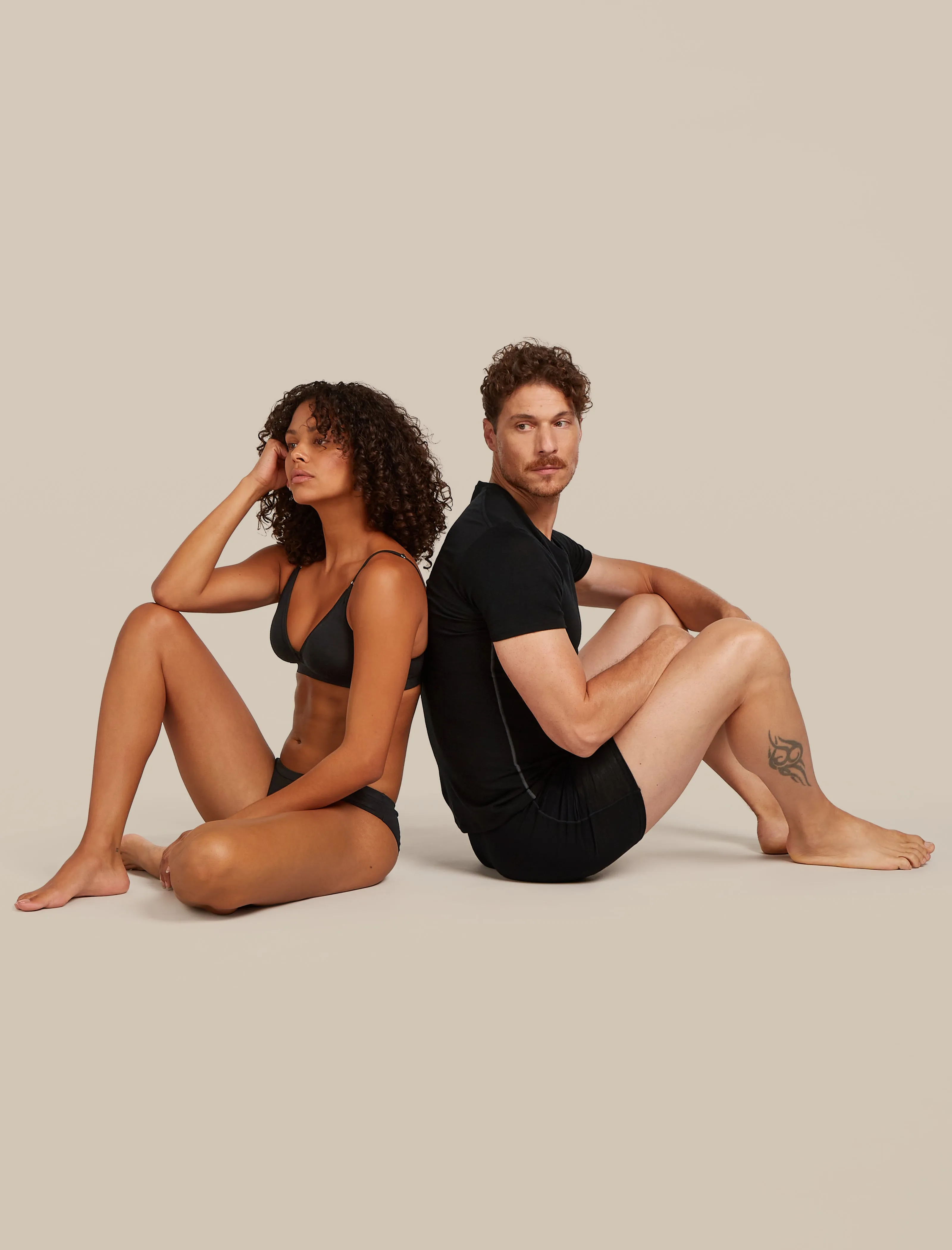 Men's Merino 150 Anatomica Short Sleeve V Neck Top sold by Icebreaker product image thumbnail 2