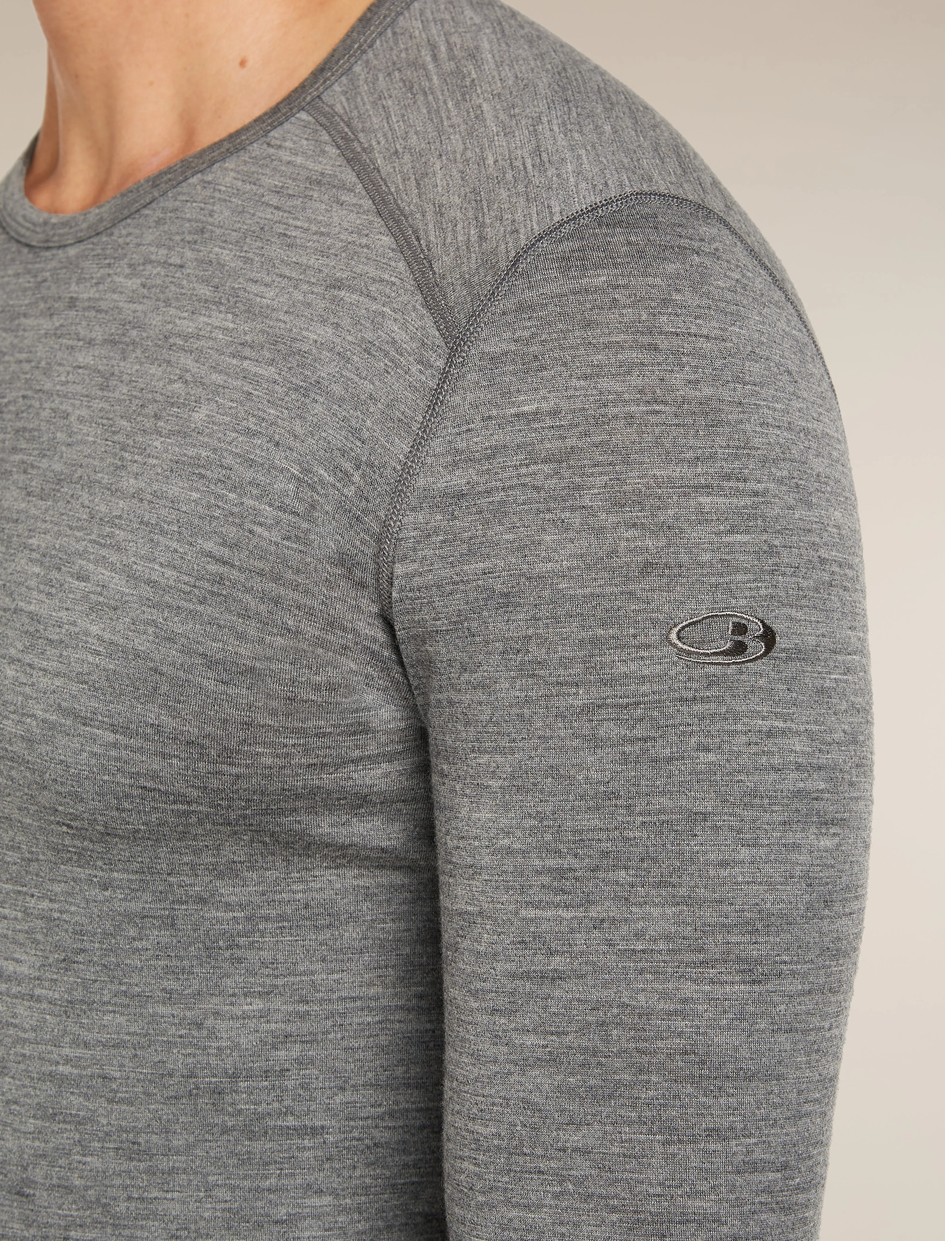 Men's Merino 200 Oasis Long Sleeve Crewe Thermal Top sold by Icebreaker product image thumbnail 5