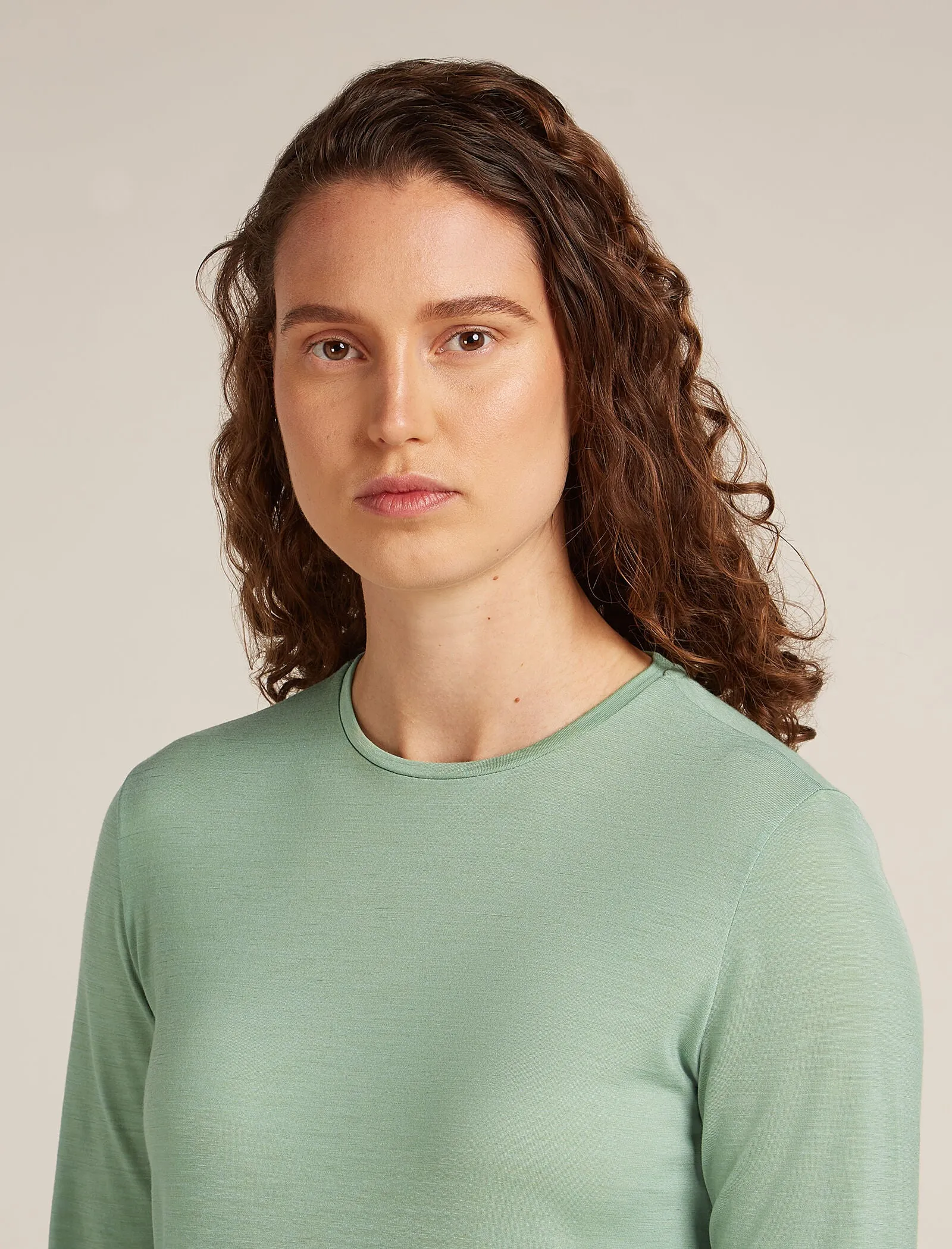 Women's Merino Blend 125 Cool-Lite™ Sphere Long Sleeve T-Shirt sold by Icebreaker product image thumbnail 5
