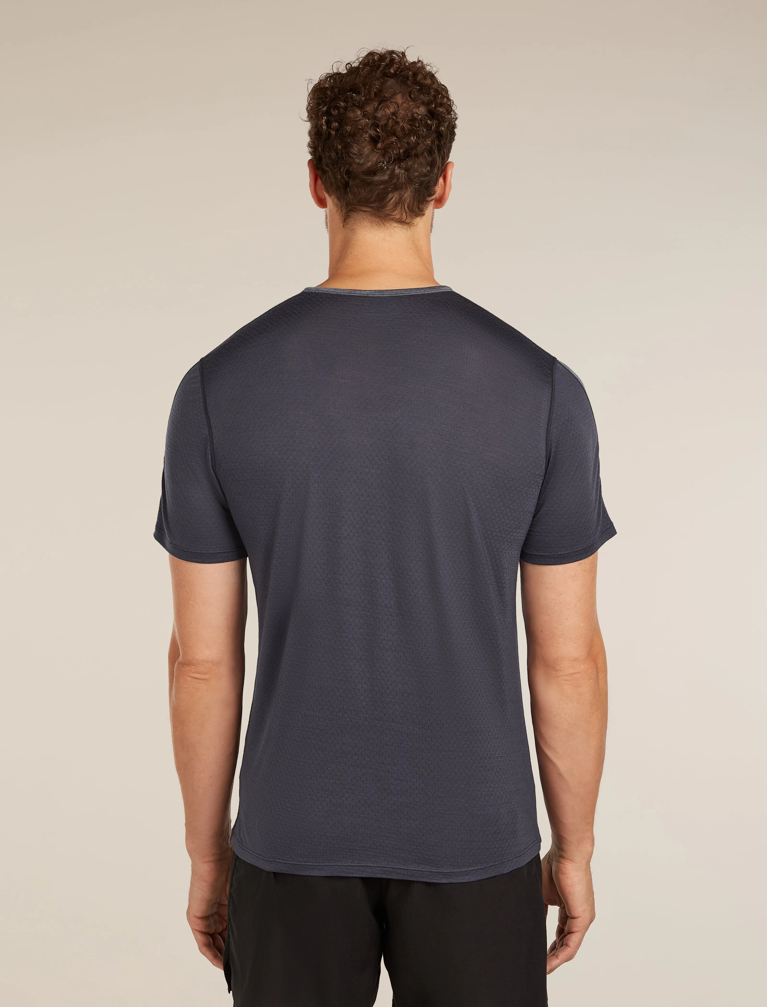 Men's Merino Blend 125 ZoneKnit™ Energy Wind Short Sleeve T-Shirt sold by Icebreaker product image thumbnail 2