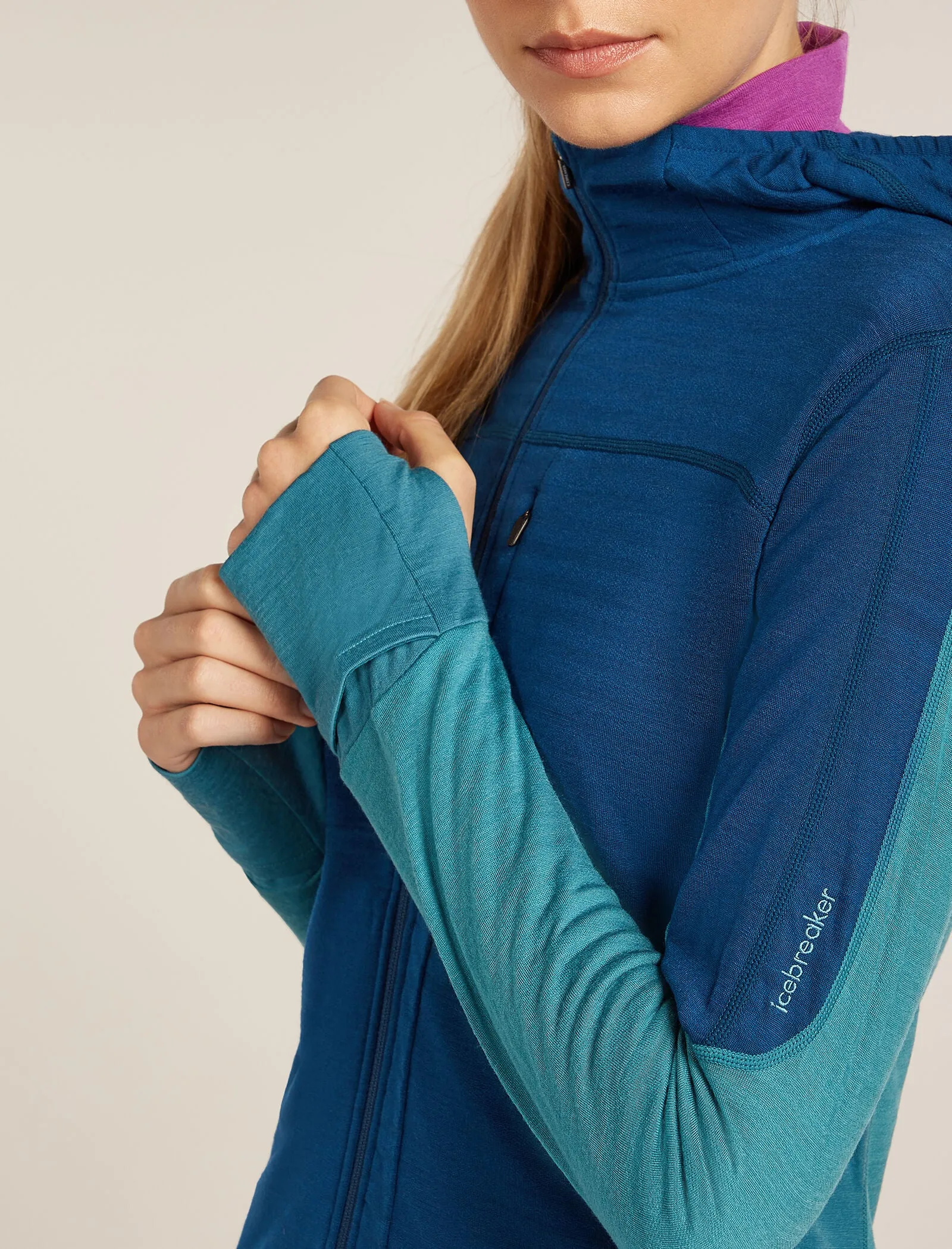Women's Merino Blend 300 RealFleece™ Descender Long Sleeve Zip Hoodie sold by Icebreaker product image thumbnail 5