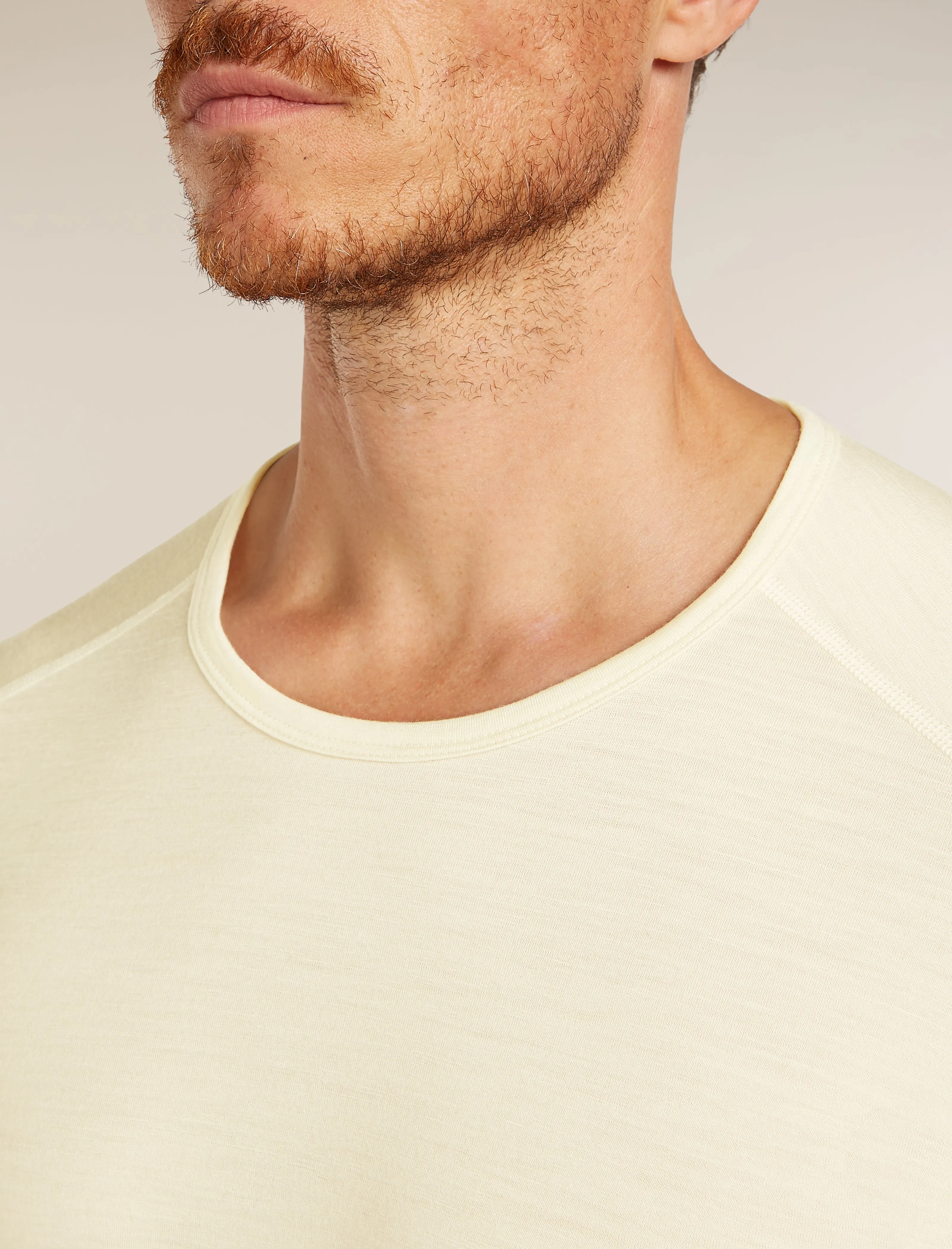 Men's Merino 200 Oasis Long Sleeve Crewe Thermal Top sold by Icebreaker product image thumbnail 5