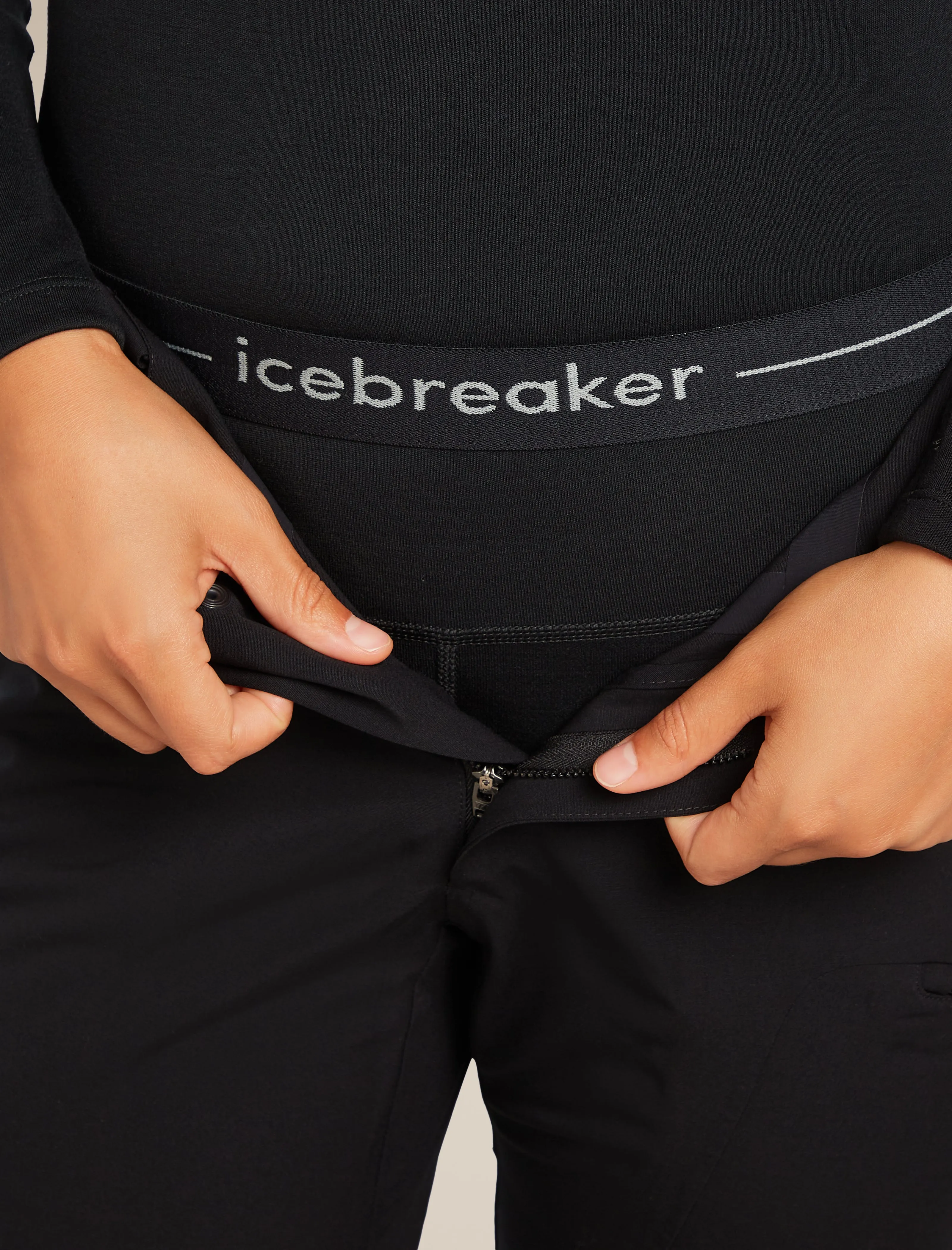 Women's 300 MerinoFine™ Polar Thermal Leggings sold by Icebreaker product image thumbnail 4