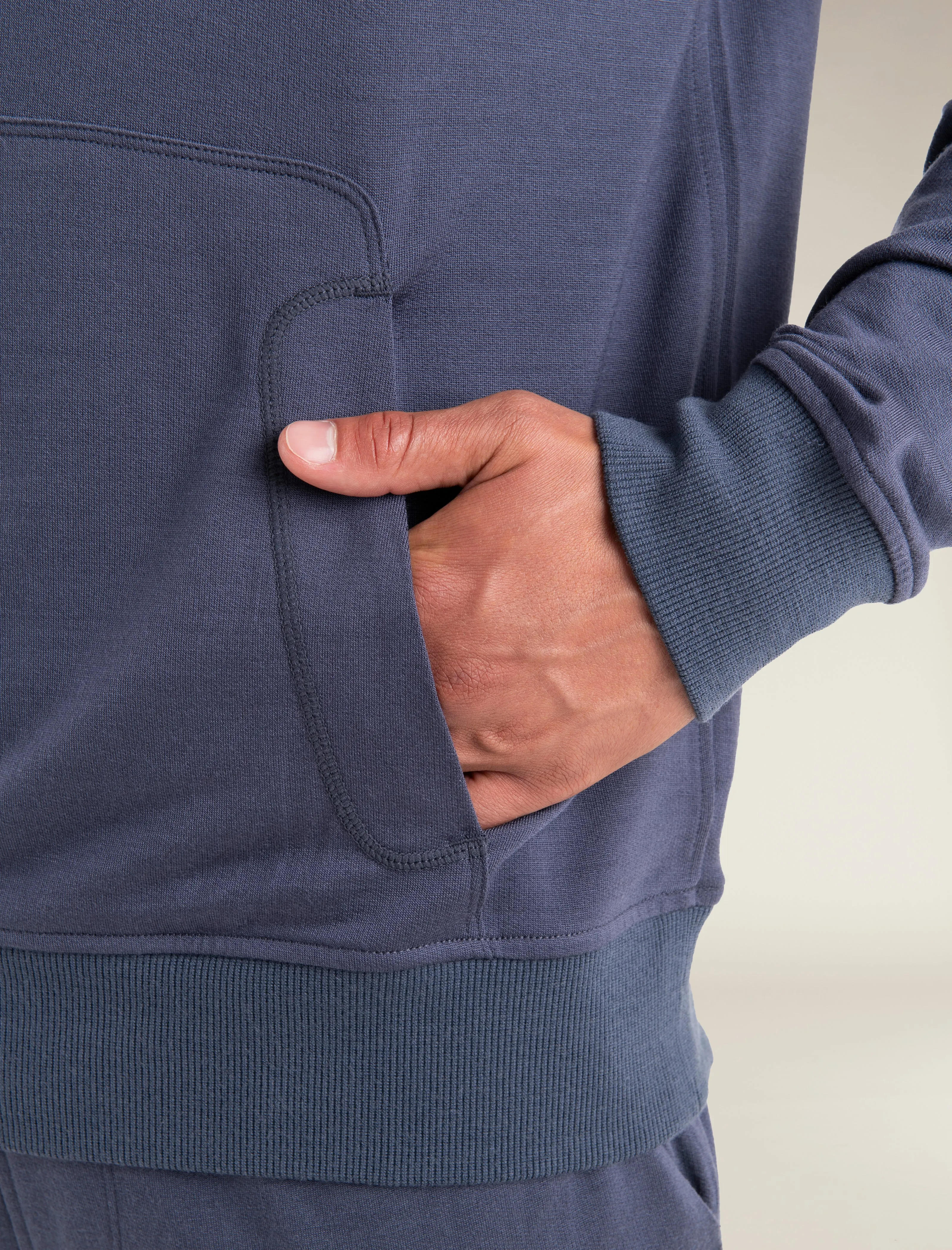 Men's Merino Blend 200 Shifter Long Sleeve Hoodie sold by Icebreaker product image thumbnail 4