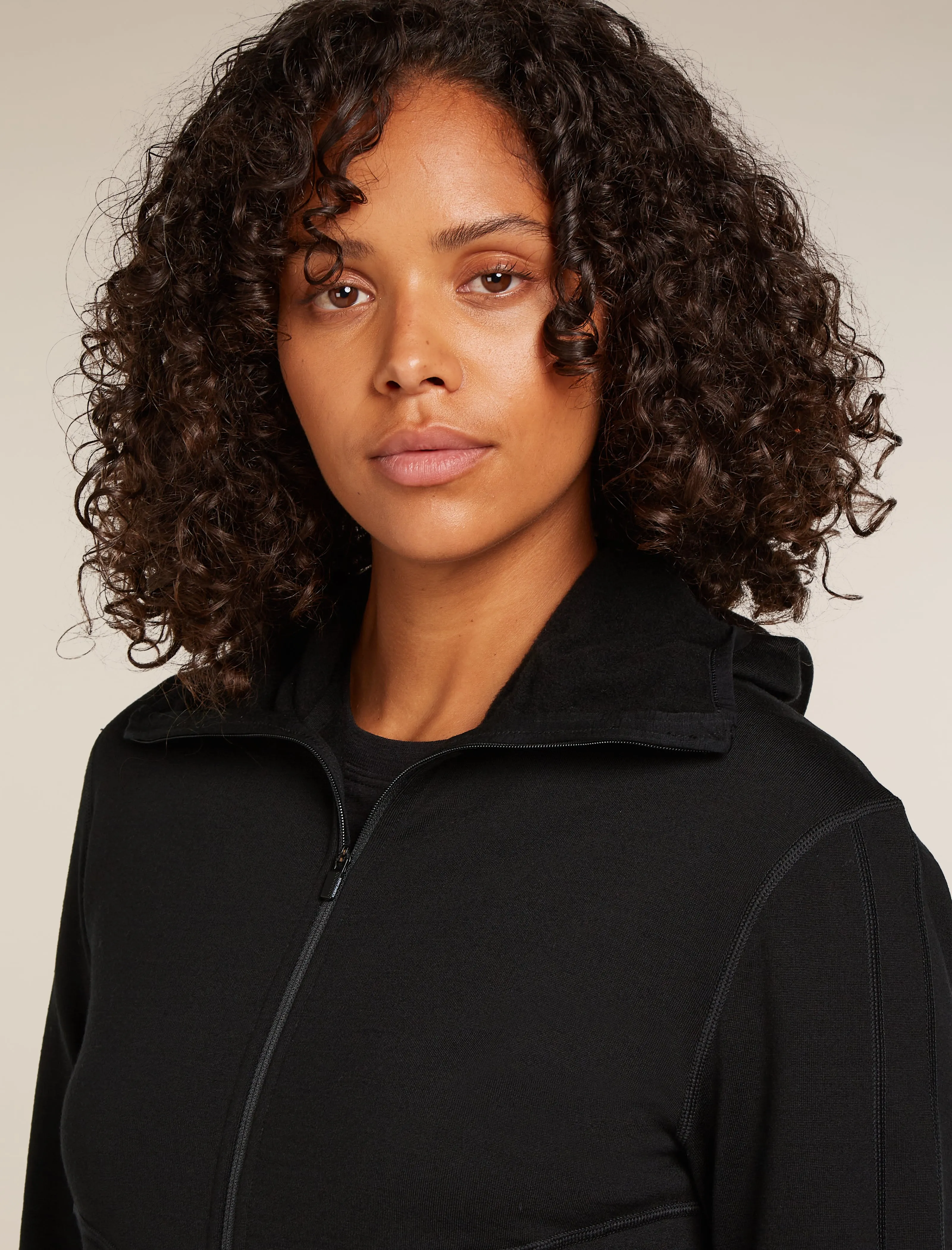 Women's Merino 560 Realfleece™ Elemental Long Sleeve Zip Hoodie sold by Icebreaker product image thumbnail 5