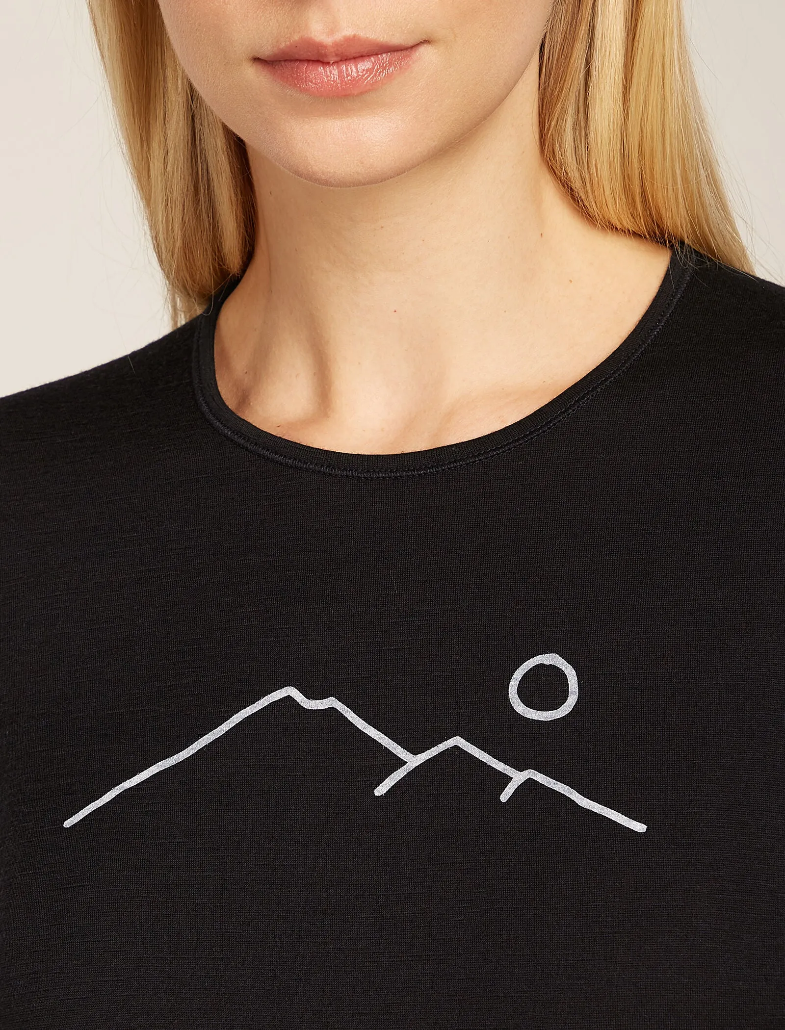 Women's Merino 200 Oasis Long Sleeve Crewe Thermal Top Rainer Ridge sold by Icebreaker product image thumbnail 5