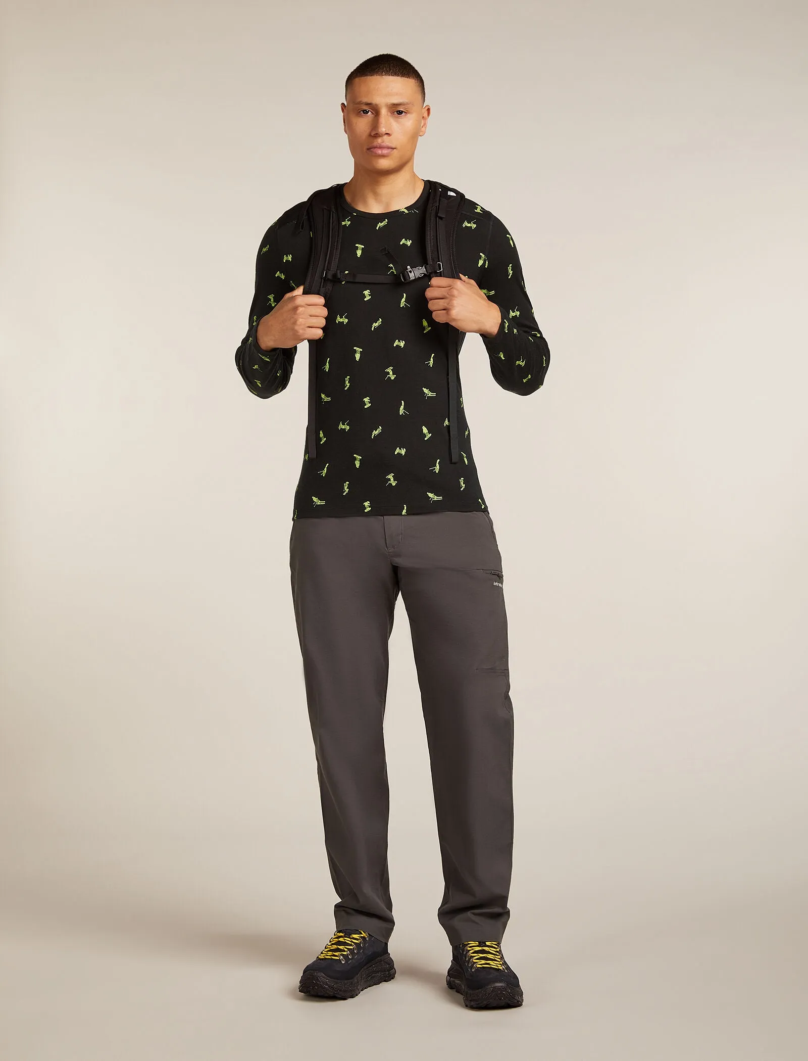 Men's Merino 200 Oasis Long Sleeve Crewe Thermal Top Snow Day sold by Icebreaker product image thumbnail 4