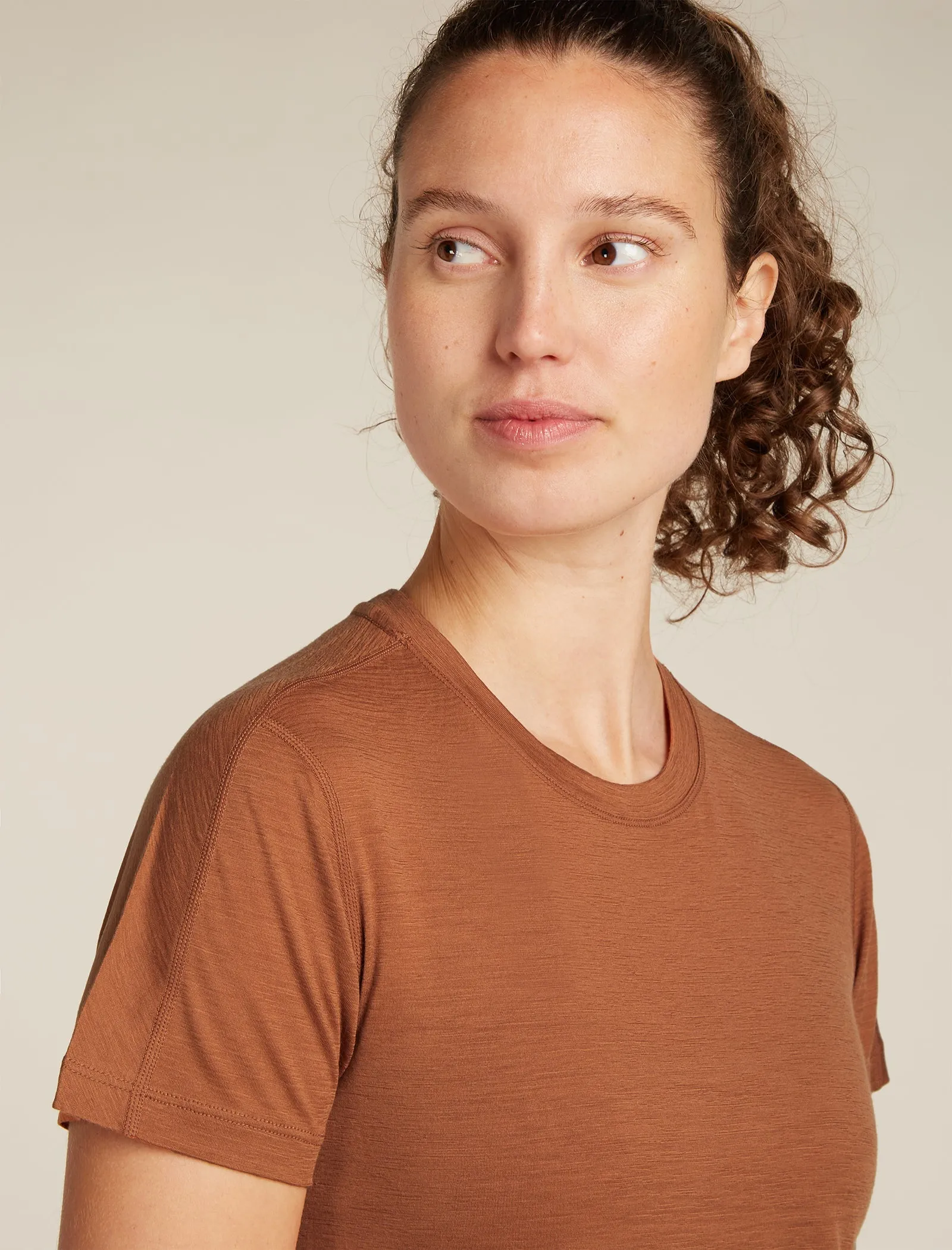 Women's 150 MerinoFine™ Ace Short Sleeve T-Shirt sold by Icebreaker product image thumbnail 5