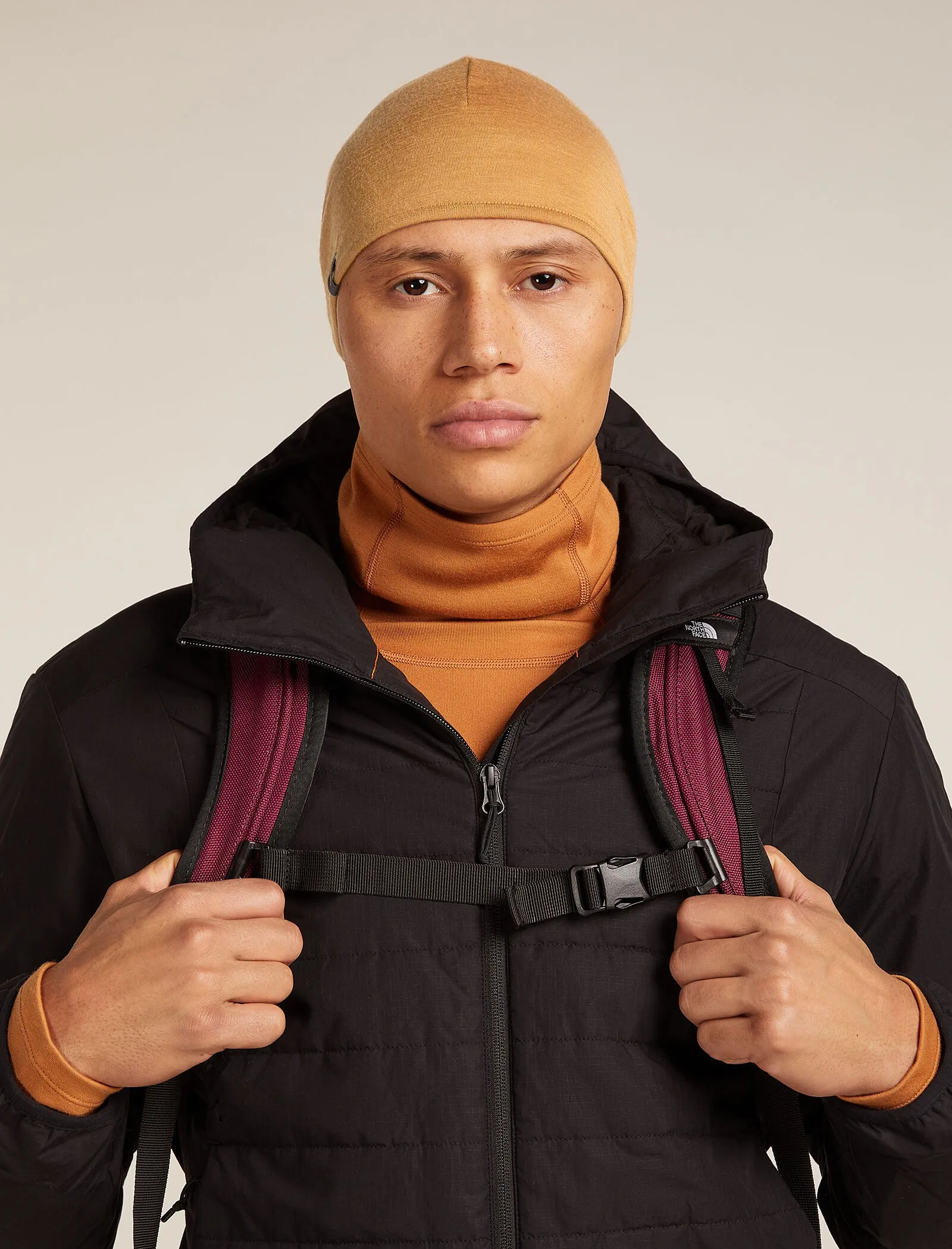 Unisex Merino 200 Pocket Hat sold by Icebreaker product image thumbnail 4